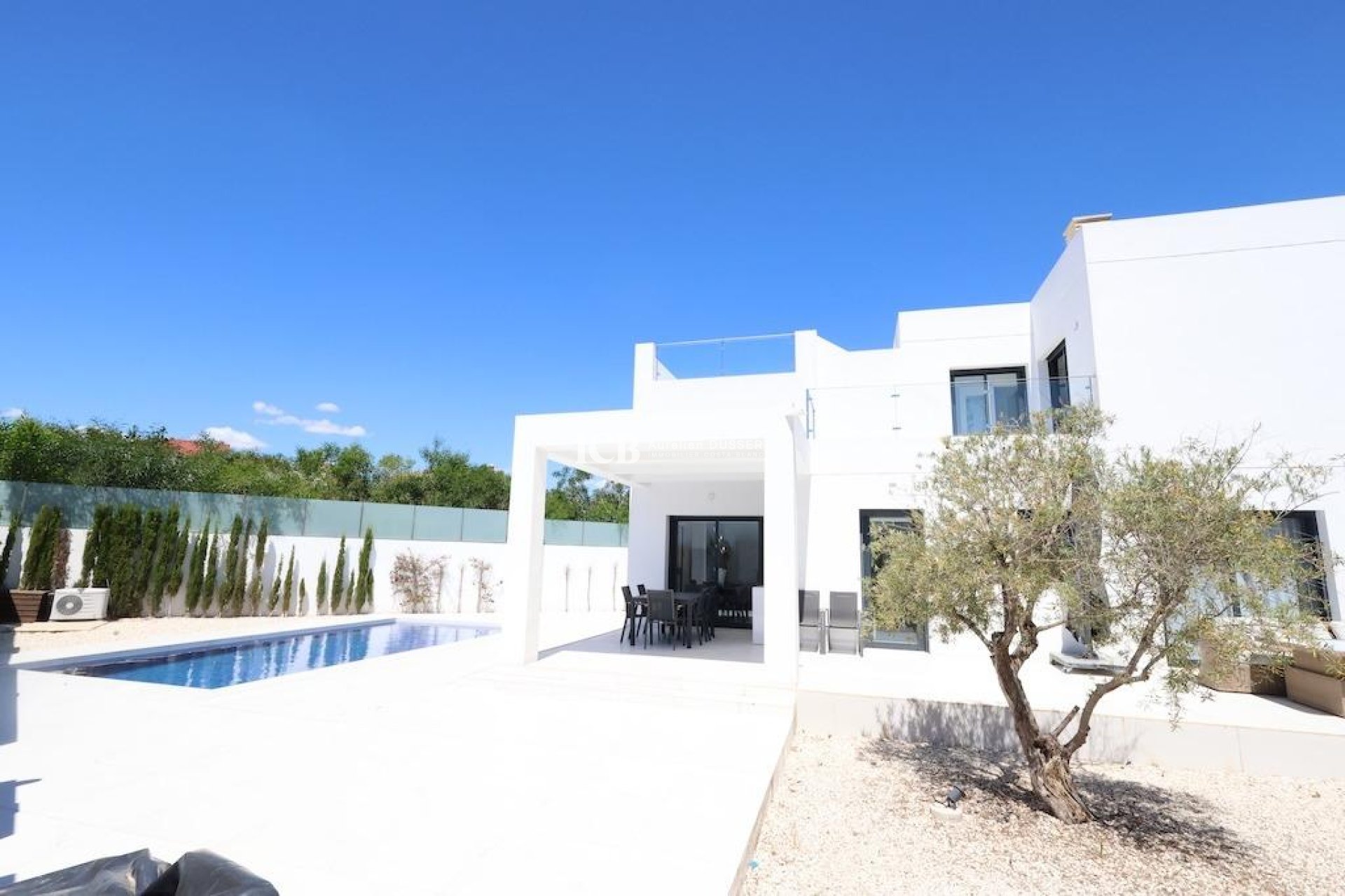 Resale - Villa -
Rojales - La Marquesa