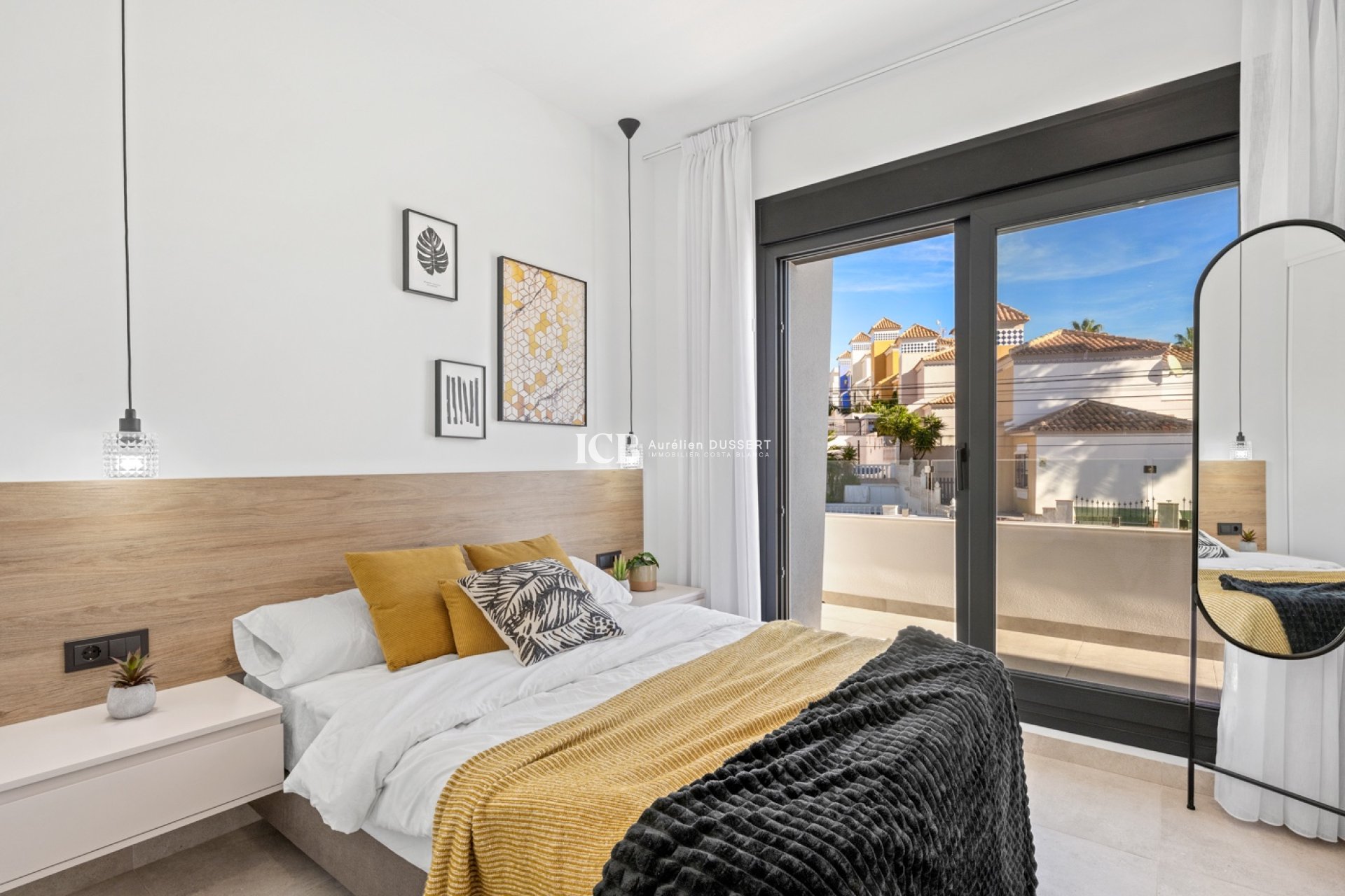 Resale - Villa -
San Miguel de Salinas - El Galan