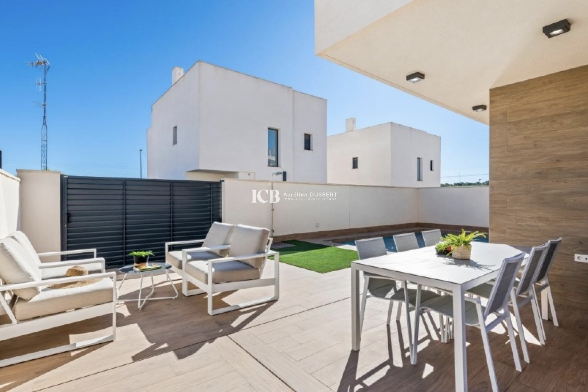 Resale - Villa -
San Miguel de Salinas - Orihuela Costa