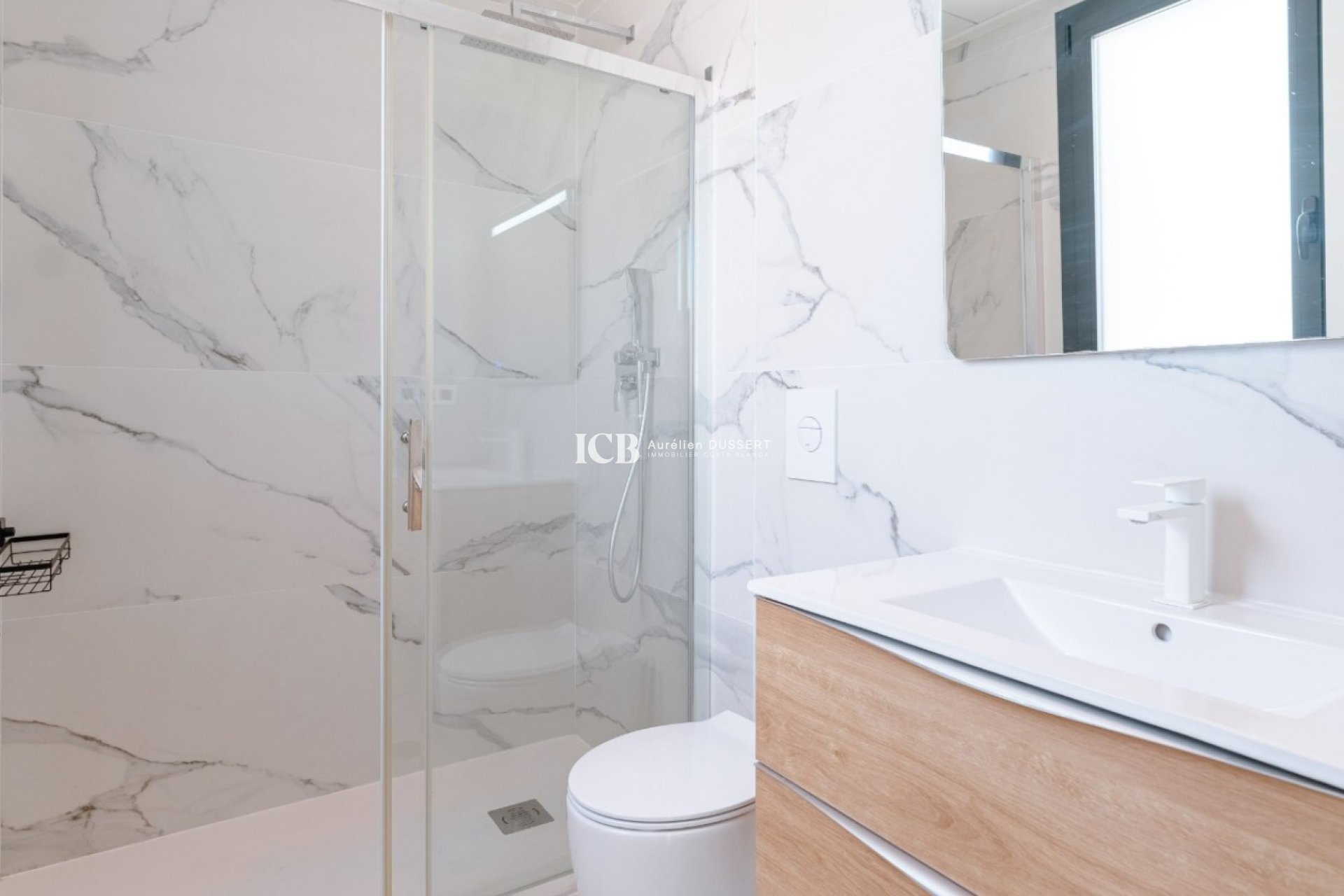 Resale - Villa -
San Miguel de Salinas - Urbanizaciones