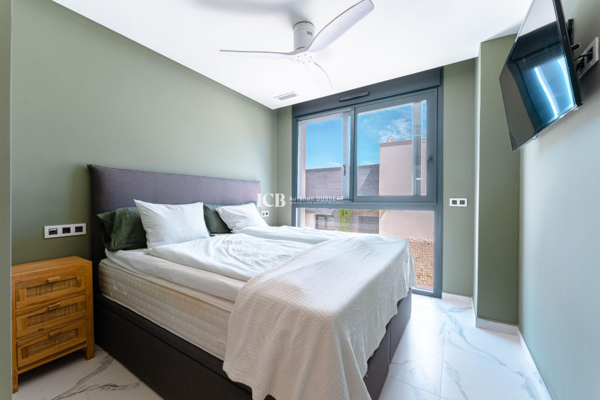 Resale - Villa -
San Miguel de Salinas