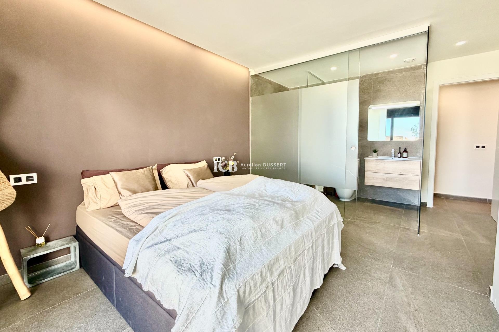 Resale - Villa -
San Miguel de Salinas