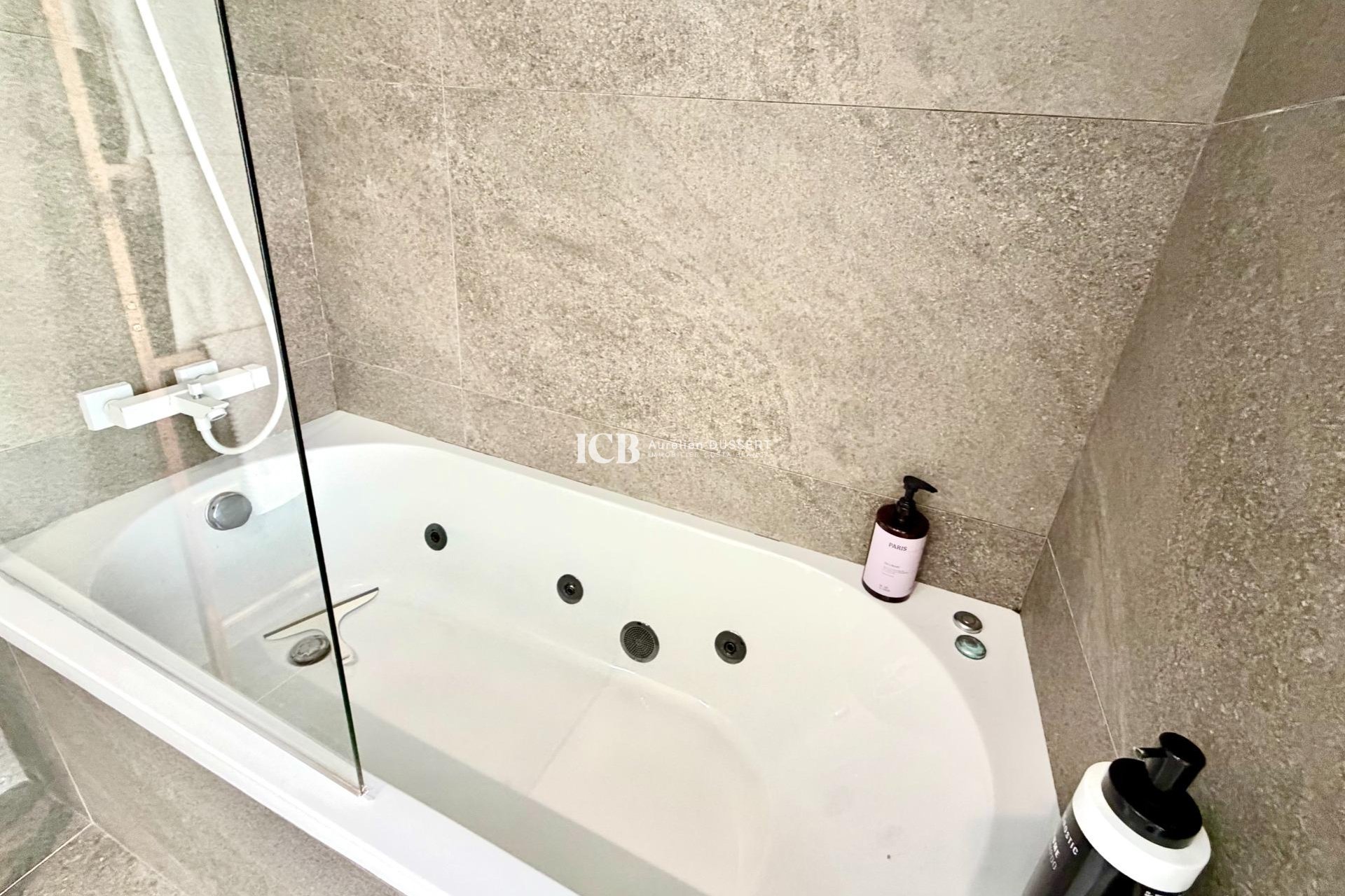 Resale - Villa -
San Miguel de Salinas