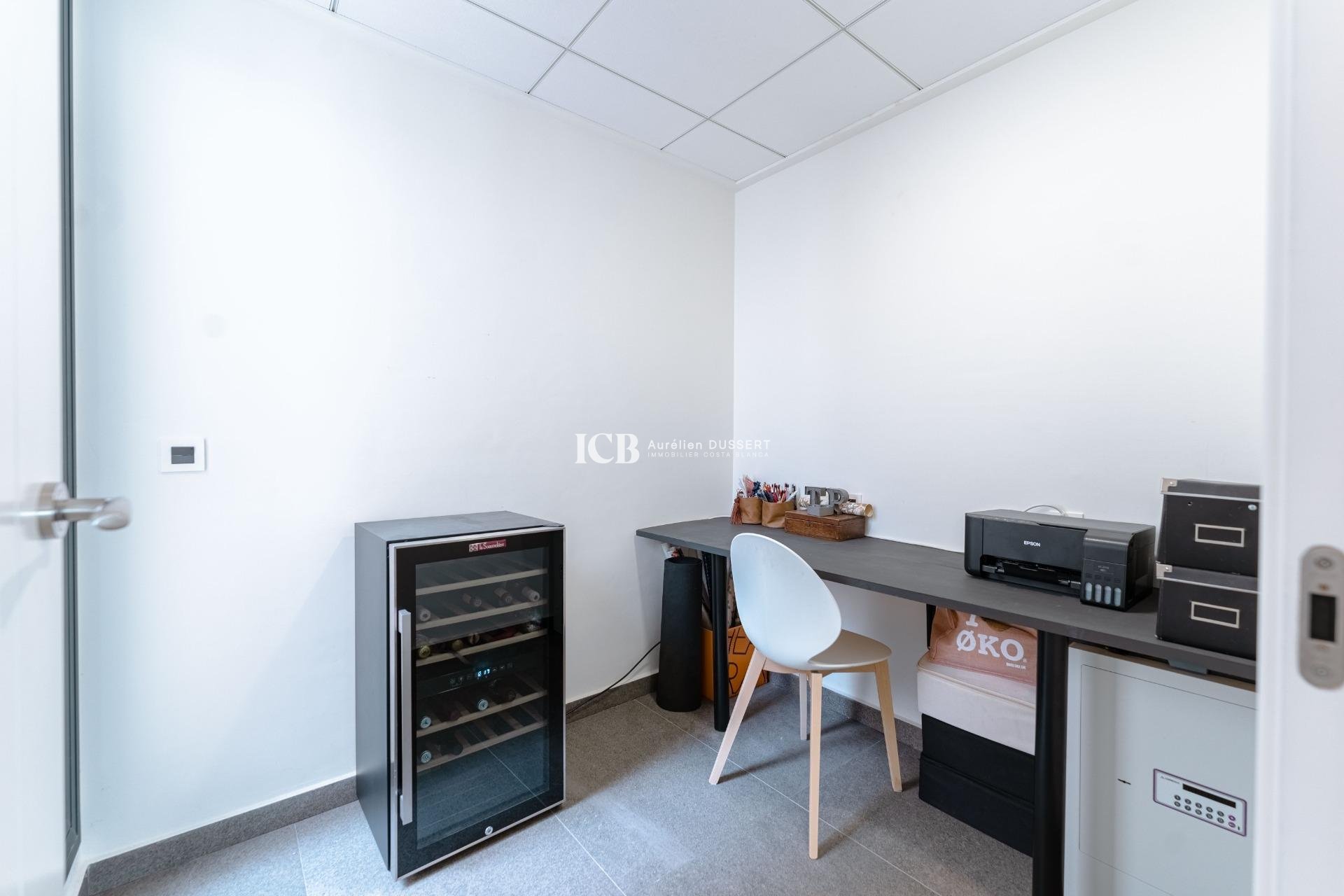 Resale - Villa -
San Miguel de Salinas