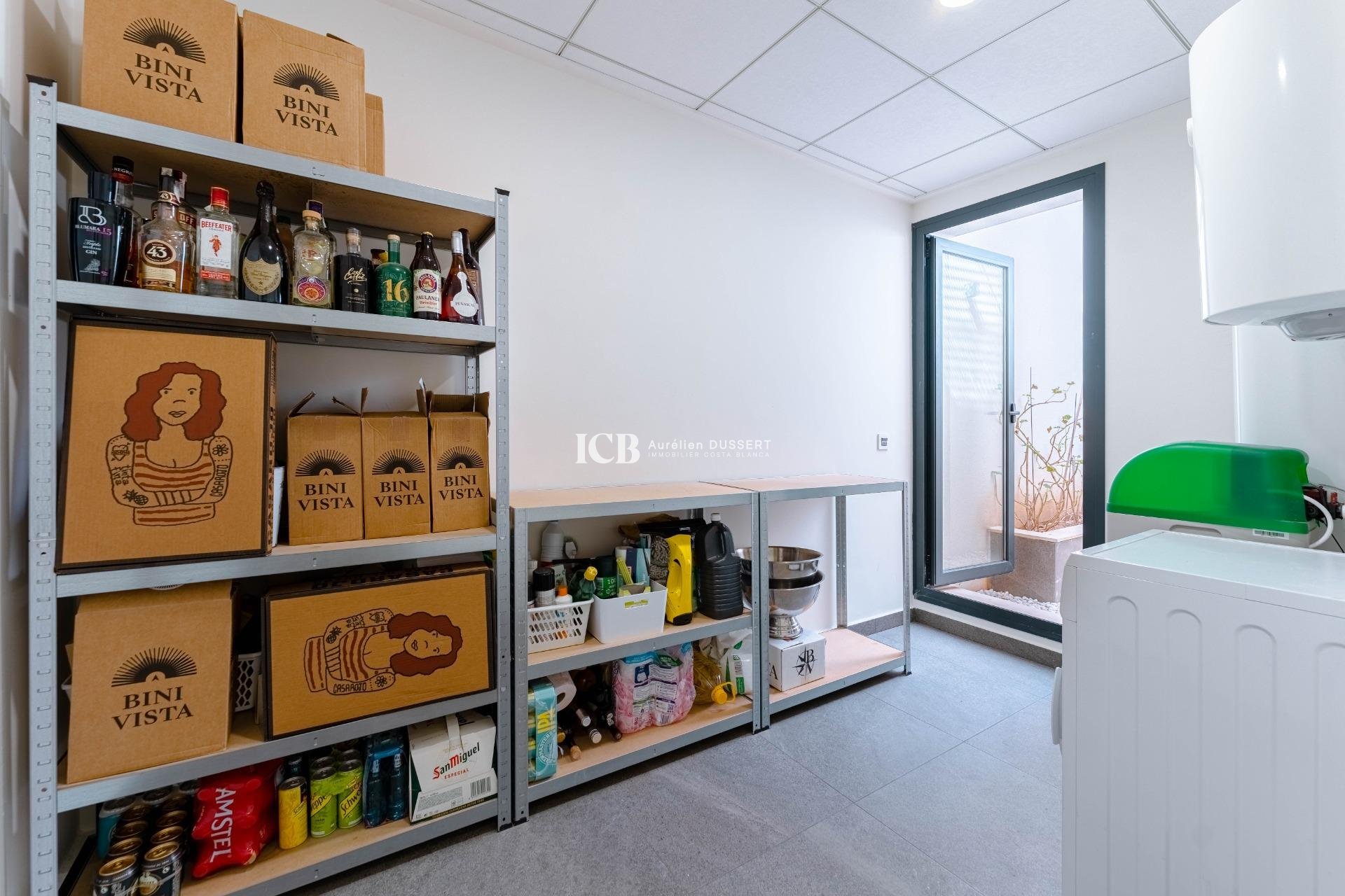 Resale - Villa -
San Miguel de Salinas