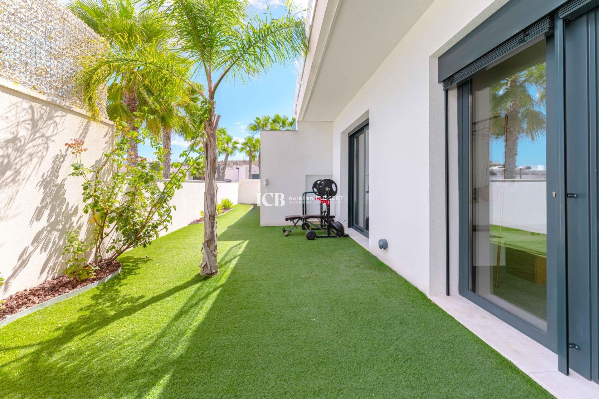 Resale - Villa -
San Miguel de Salinas