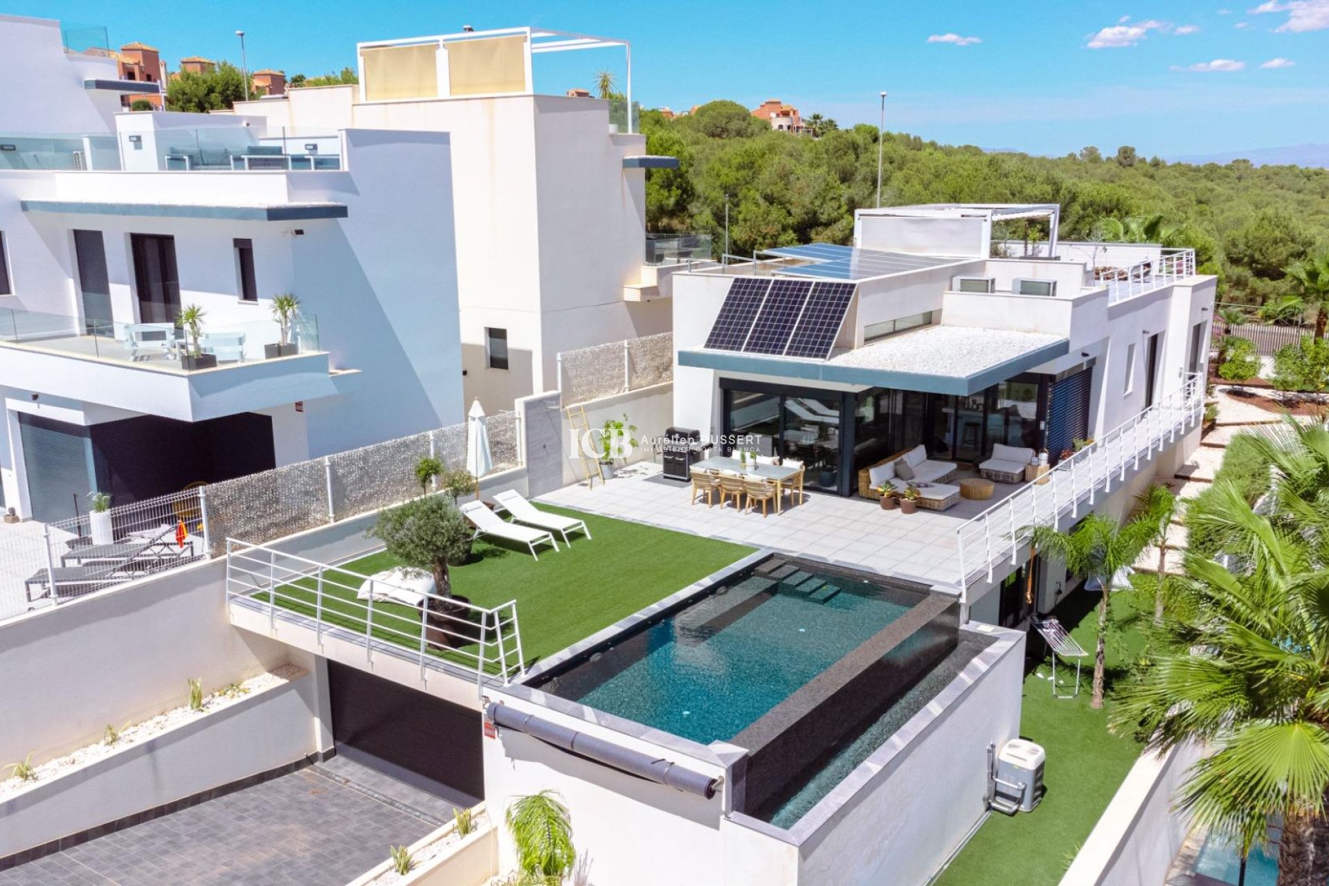 Resale - Villa -
San Miguel de Salinas