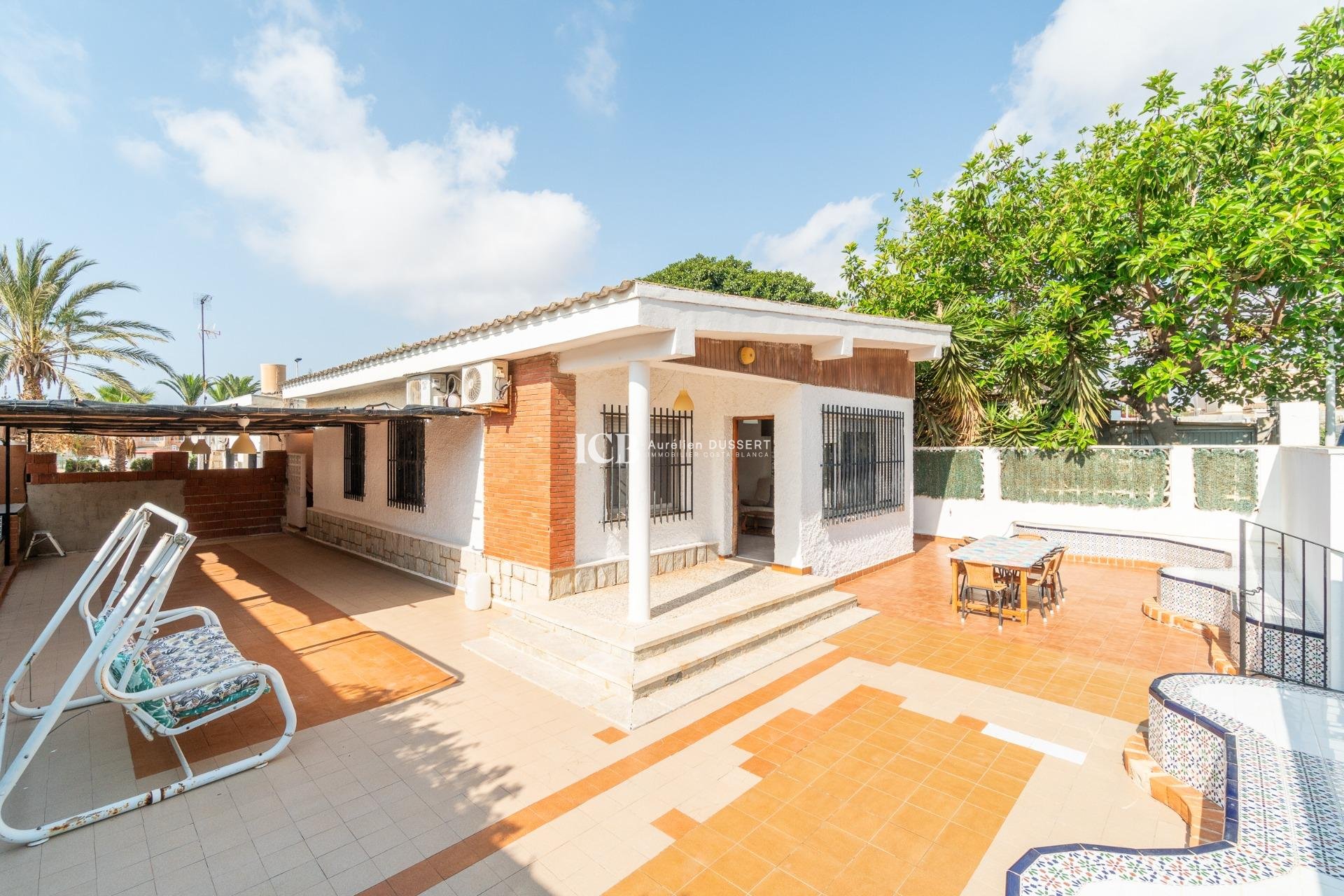 Resale - Villa -
Torrevieja - Aguas nuevas 1