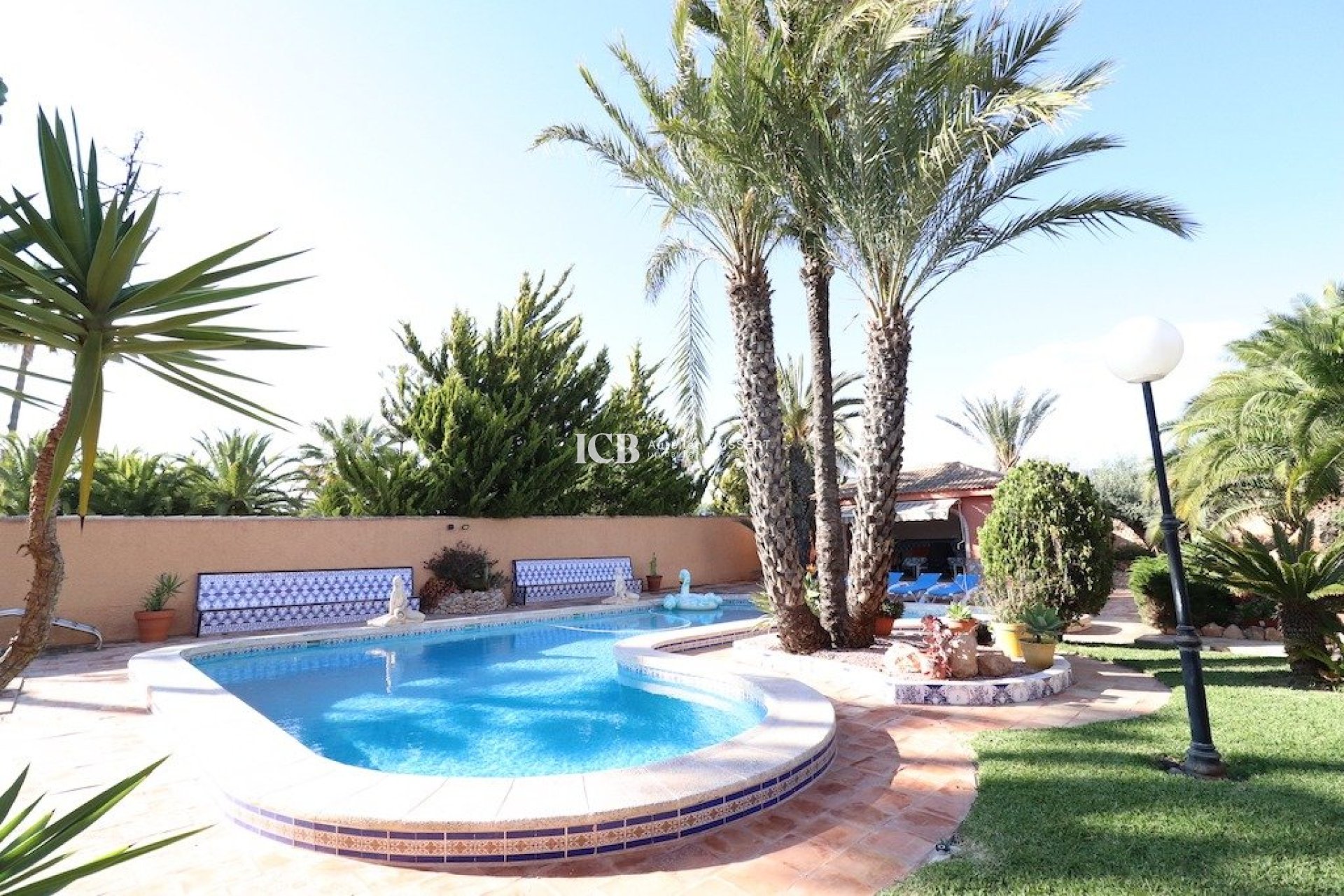 Resale - Villa -
Torrevieja - El chaparral