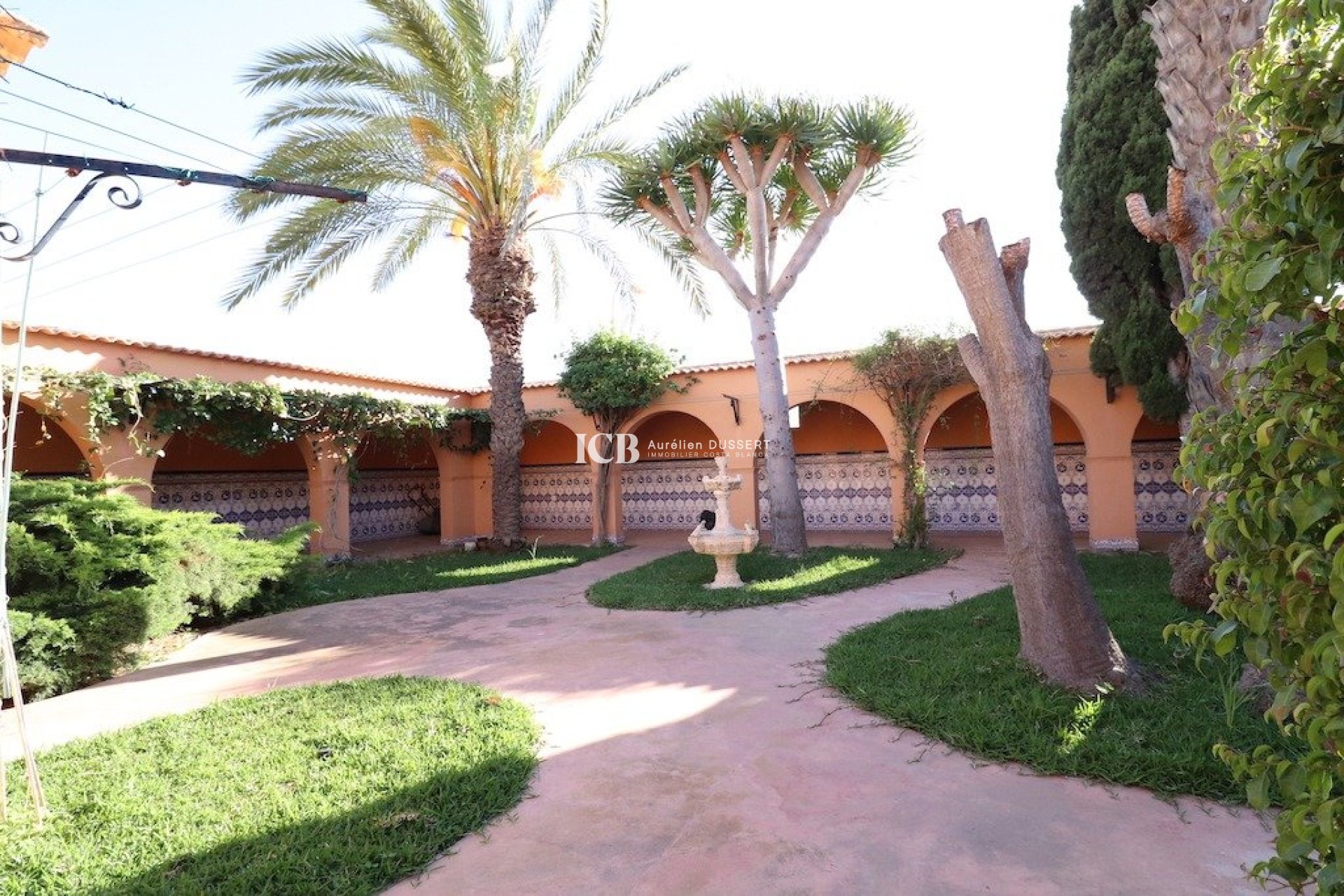 Resale - Villa -
Torrevieja - El chaparral