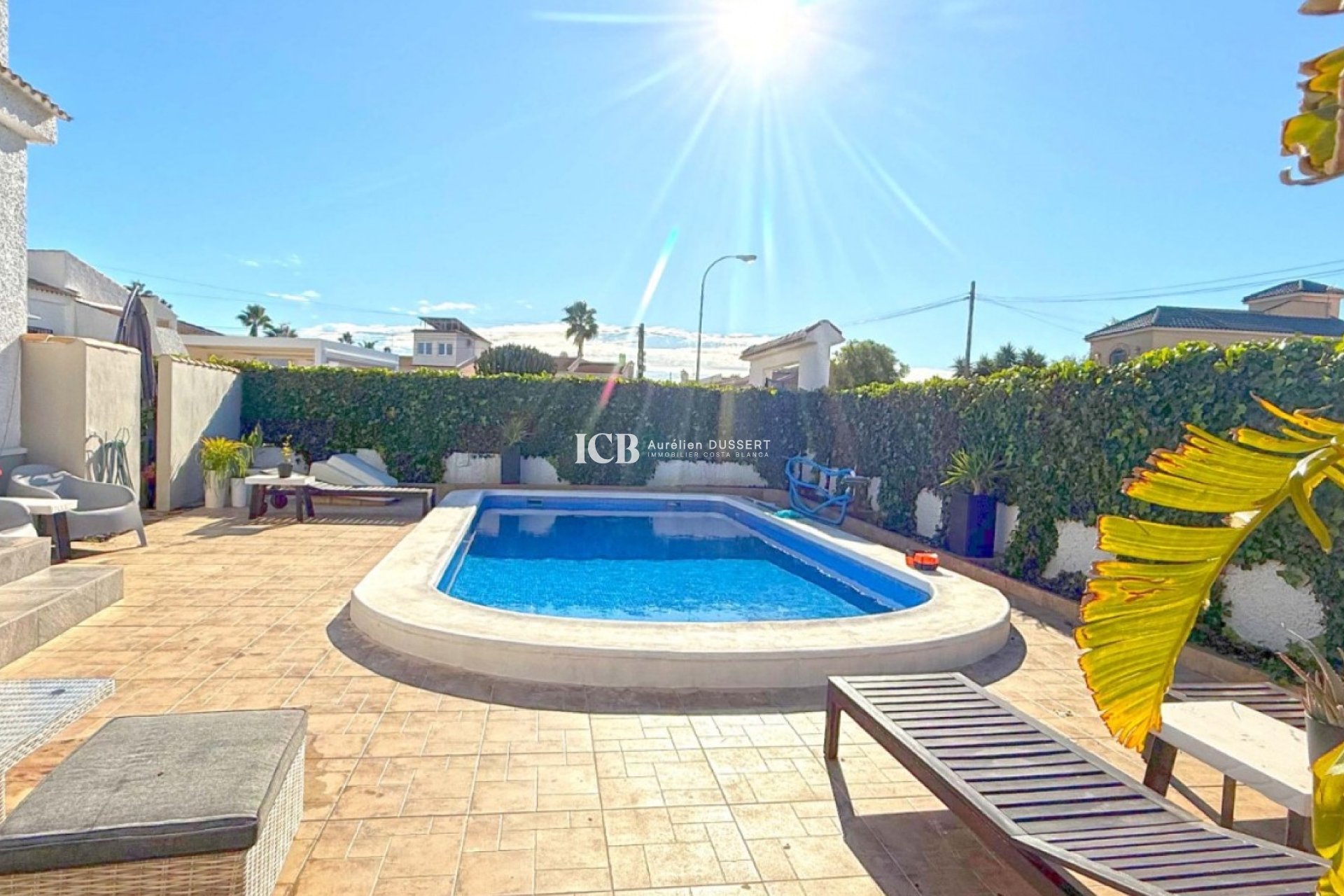 Resale - Villa -
Torrevieja - La Siesta - El Salado -  Torreta