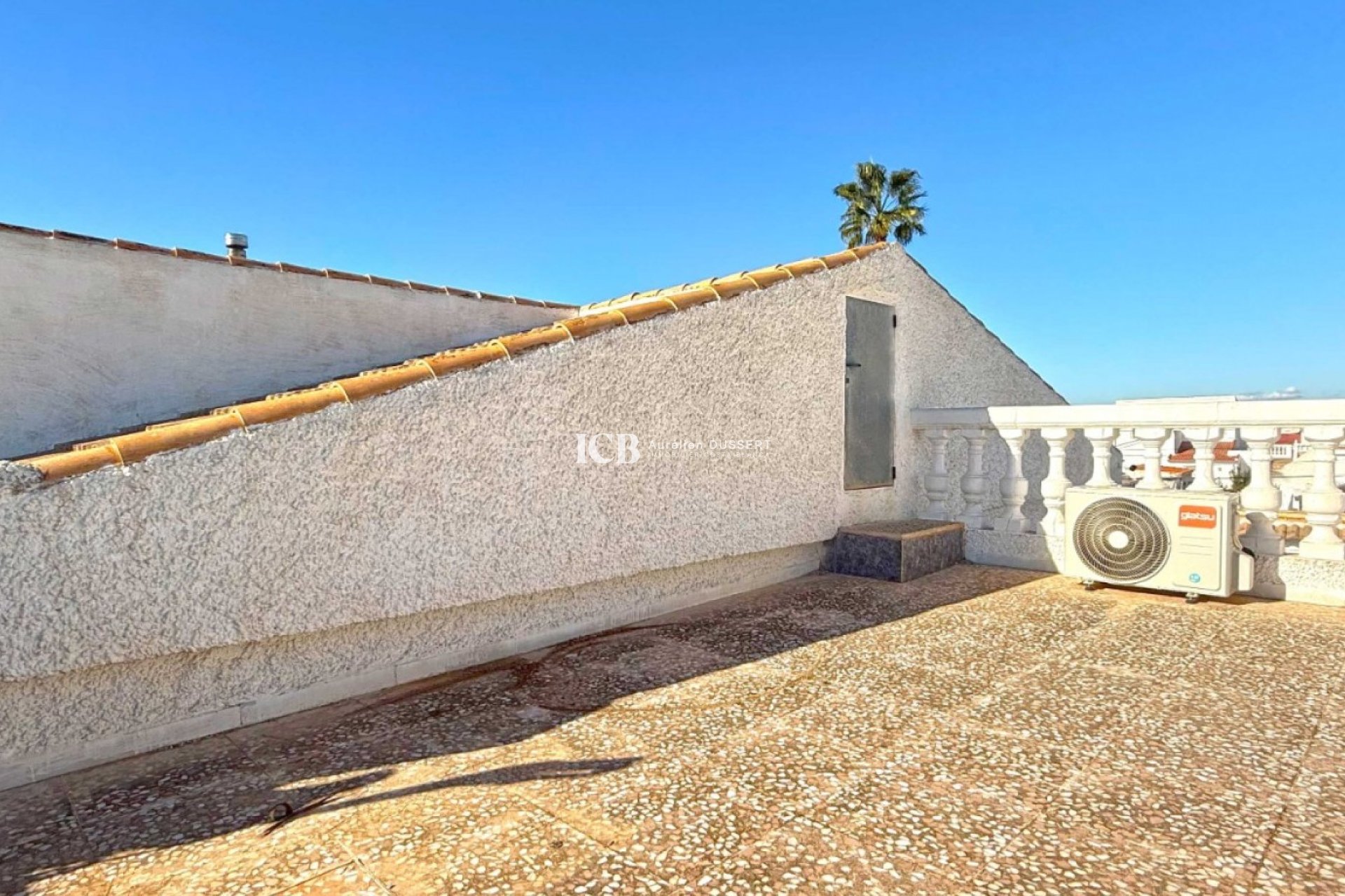 Resale - Villa -
Torrevieja - La Siesta - El Salado -  Torreta