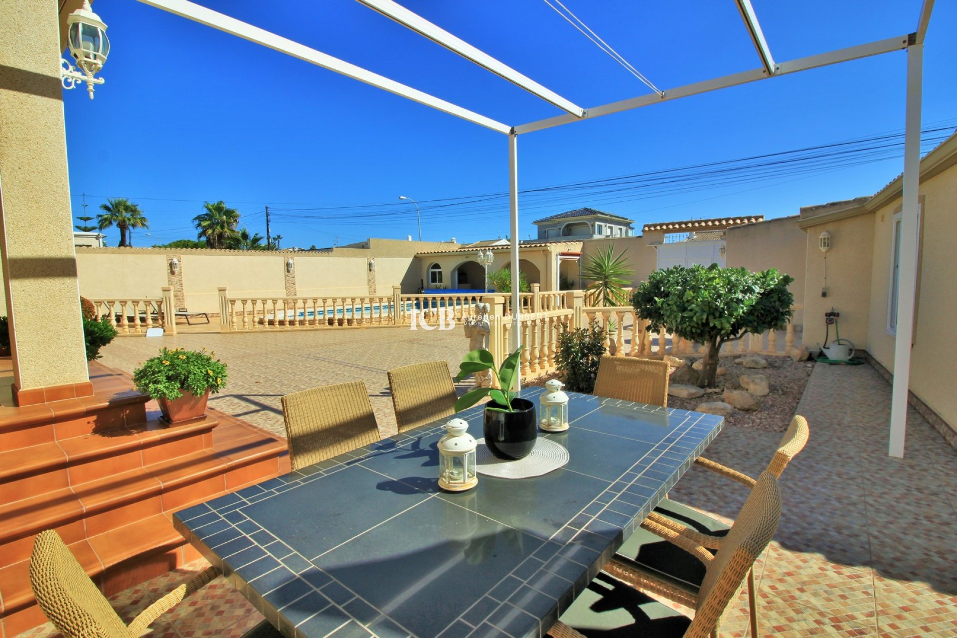 Resale - Villa -
Torrevieja - La siesta