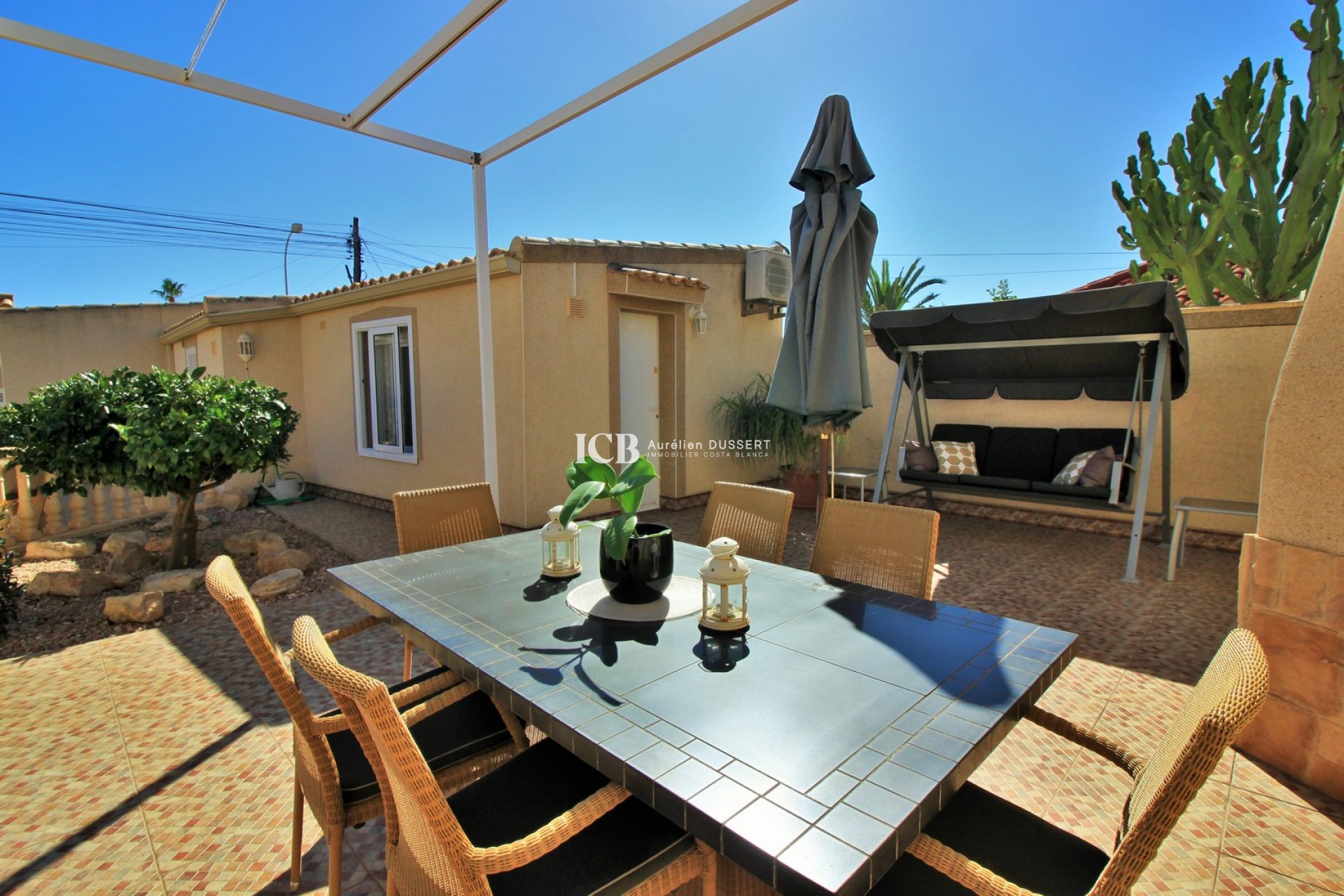 Resale - Villa -
Torrevieja - La siesta