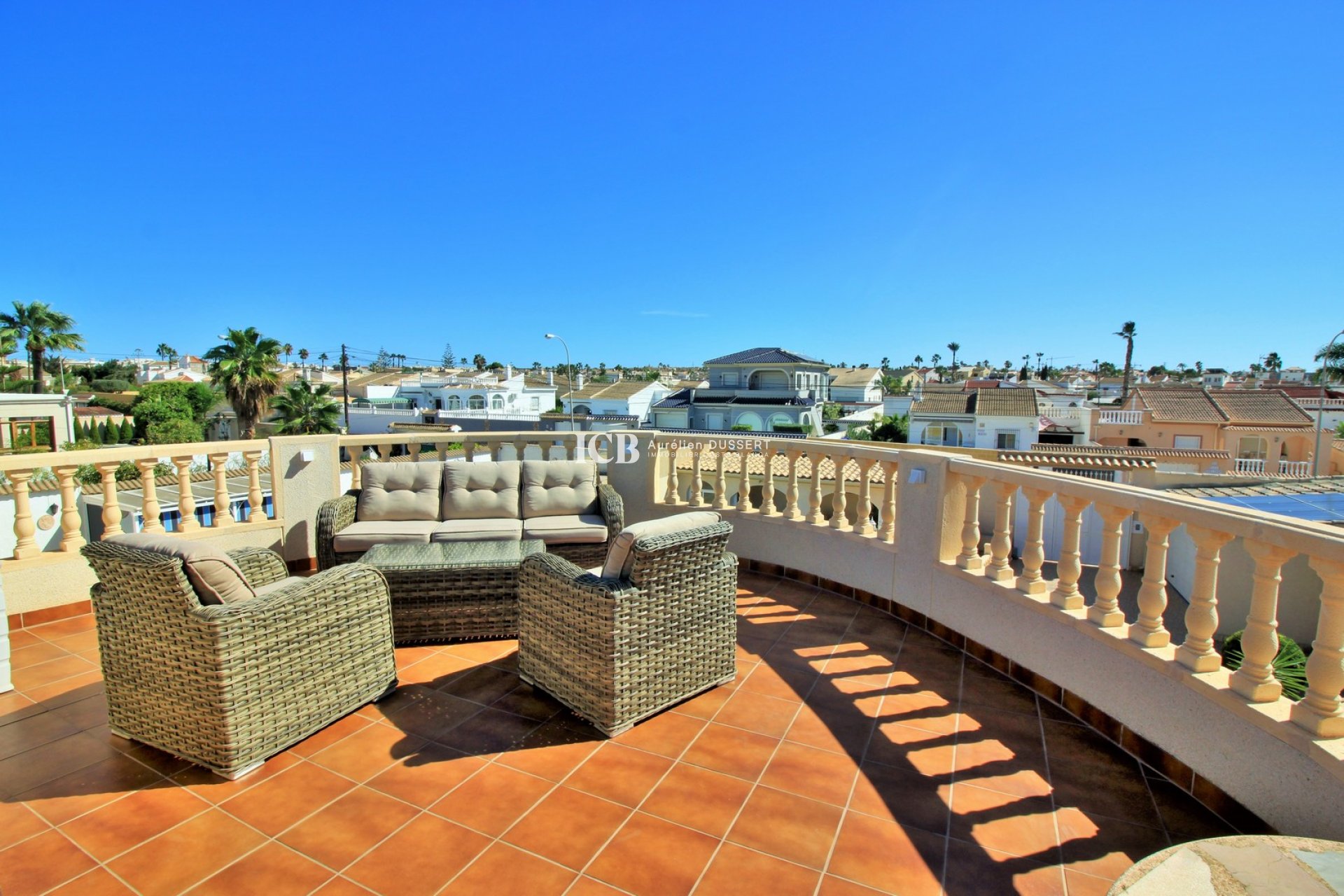 Resale - Villa -
Torrevieja - La siesta