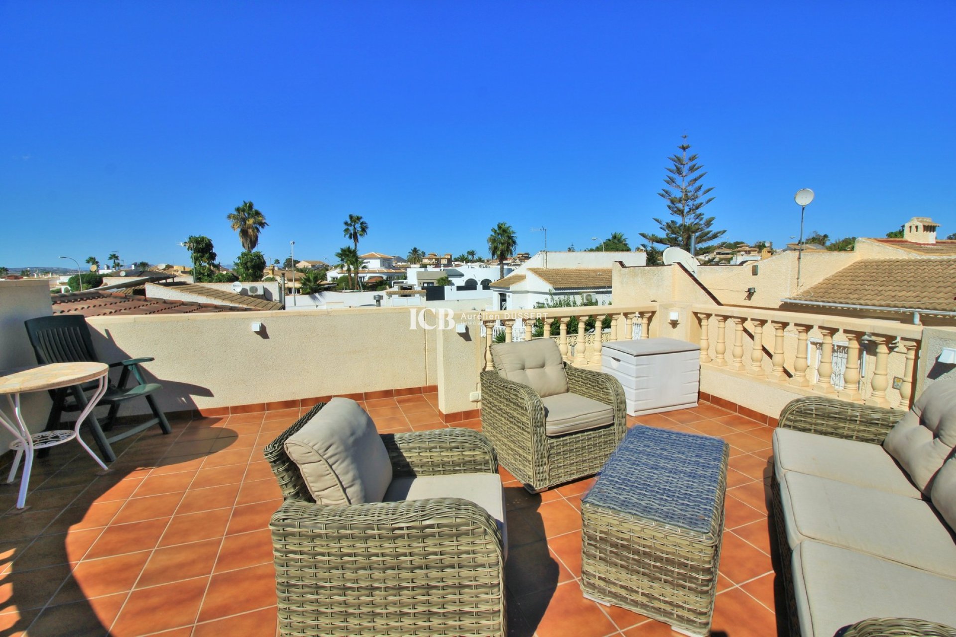 Resale - Villa -
Torrevieja - La siesta