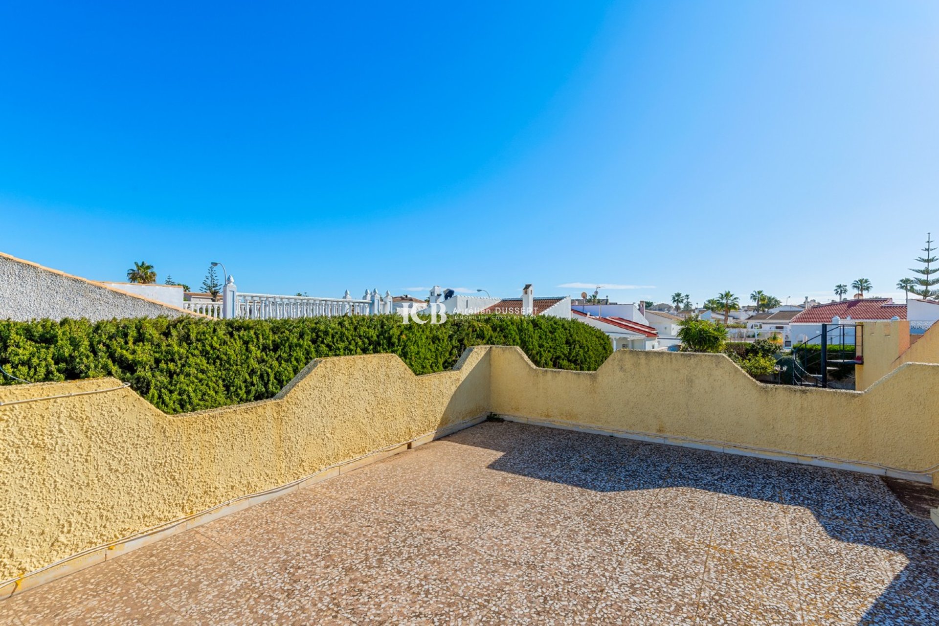 Resale - Villa -
Torrevieja - La siesta