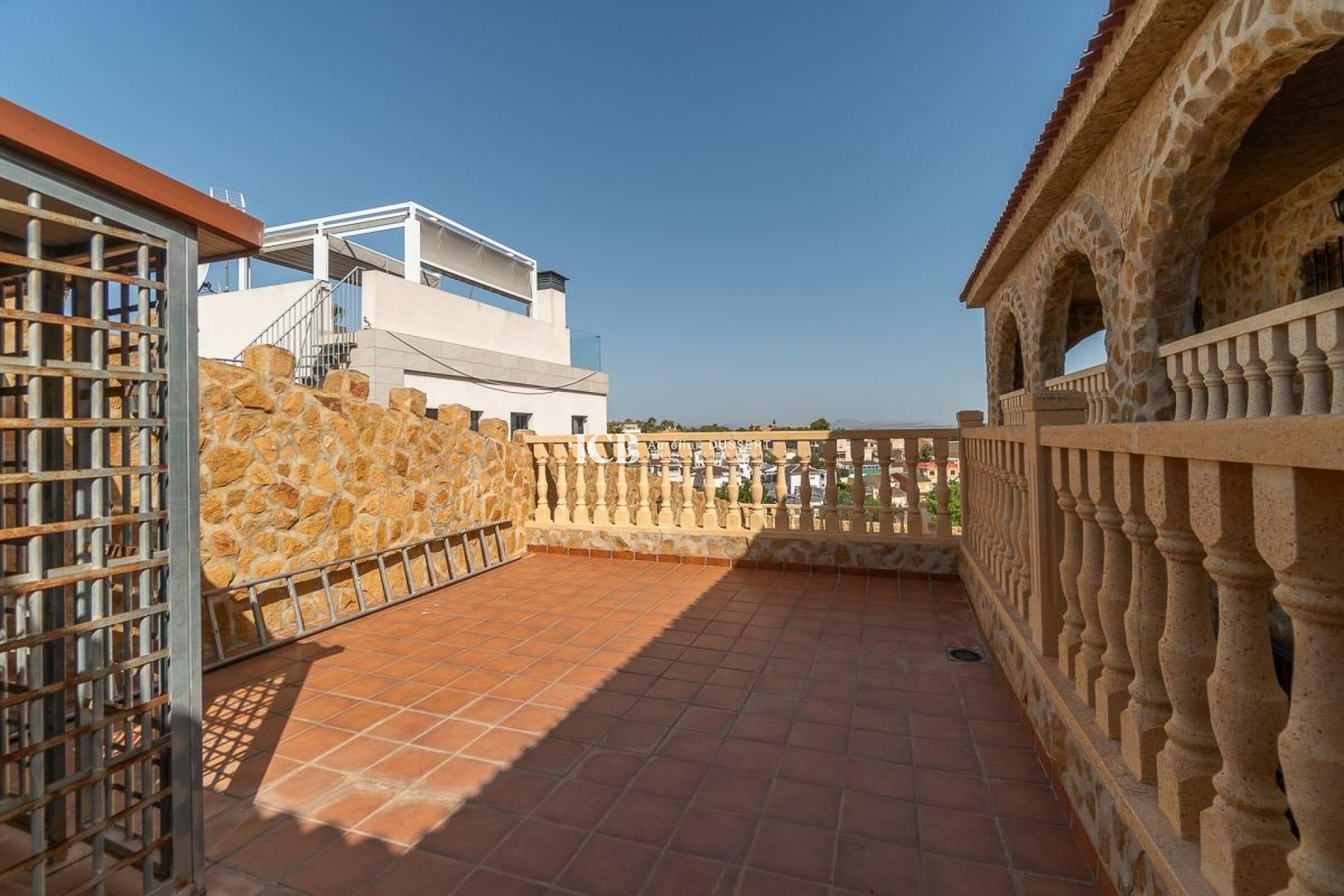 Resale - Villa -
Torrevieja - Los altos