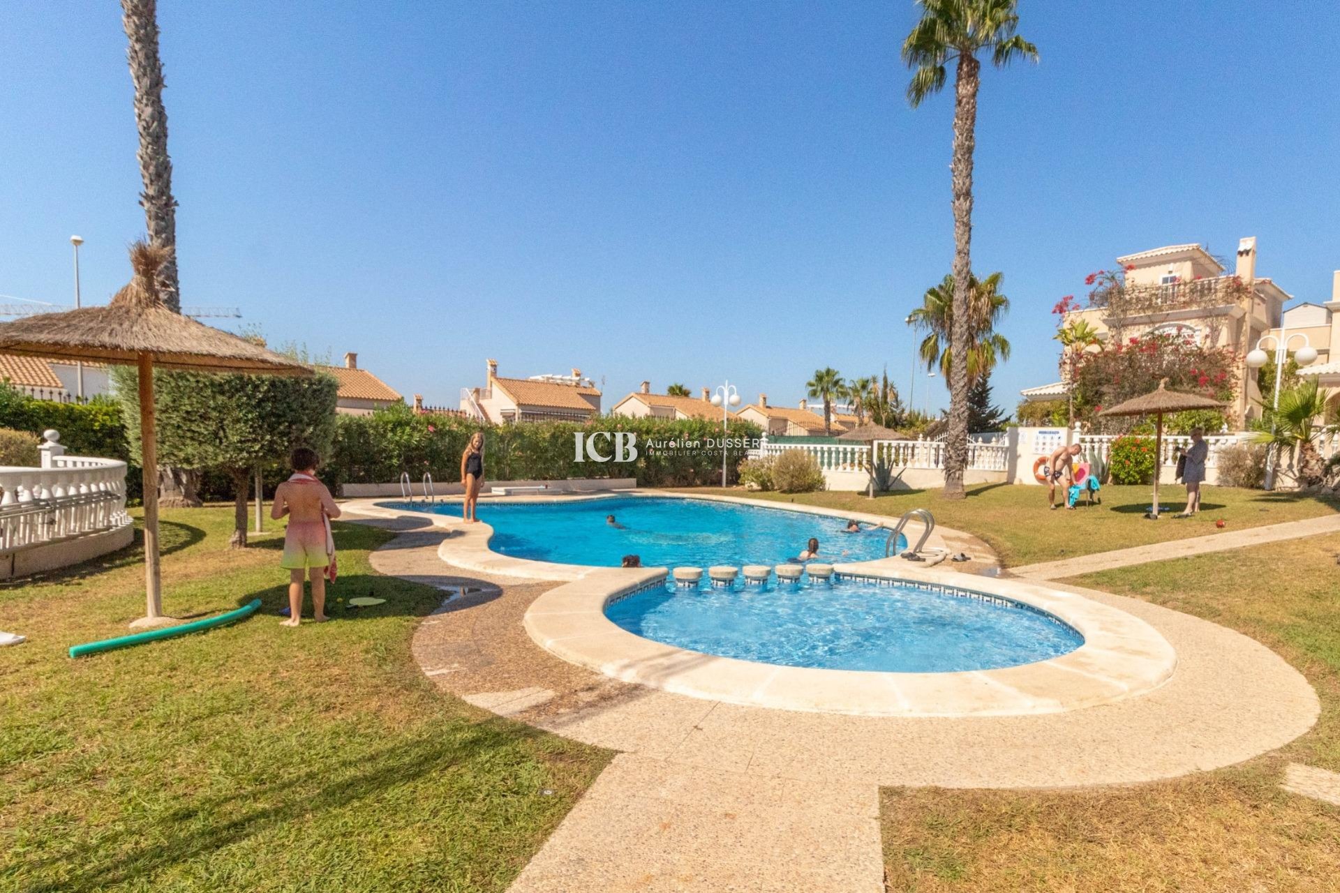 Resale - Villa -
Torrevieja - Los Balcones - Los Altos del Edén