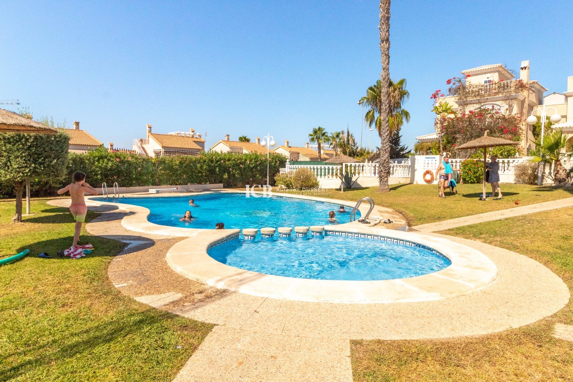 Resale - Villa -
Torrevieja - Los Balcones - Los Altos del Edén