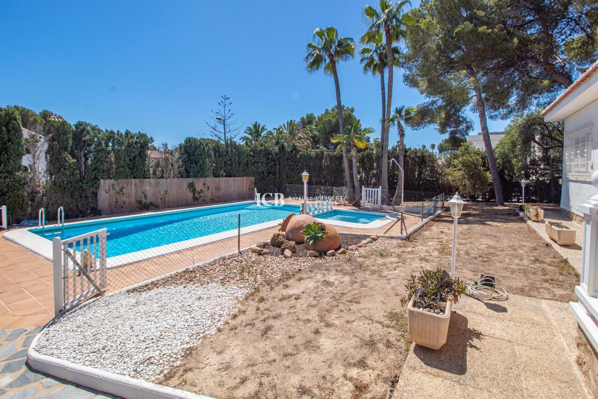 Resale - Villa -
Torrevieja - Los Balcones - Los Altos del Edén