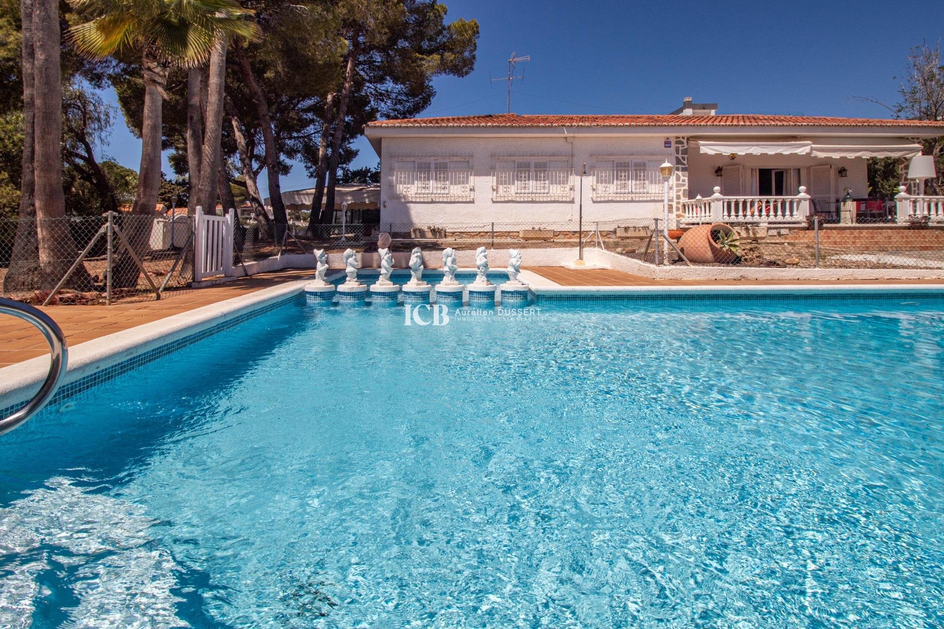 Resale - Villa -
Torrevieja - Los Balcones - Los Altos del Edén