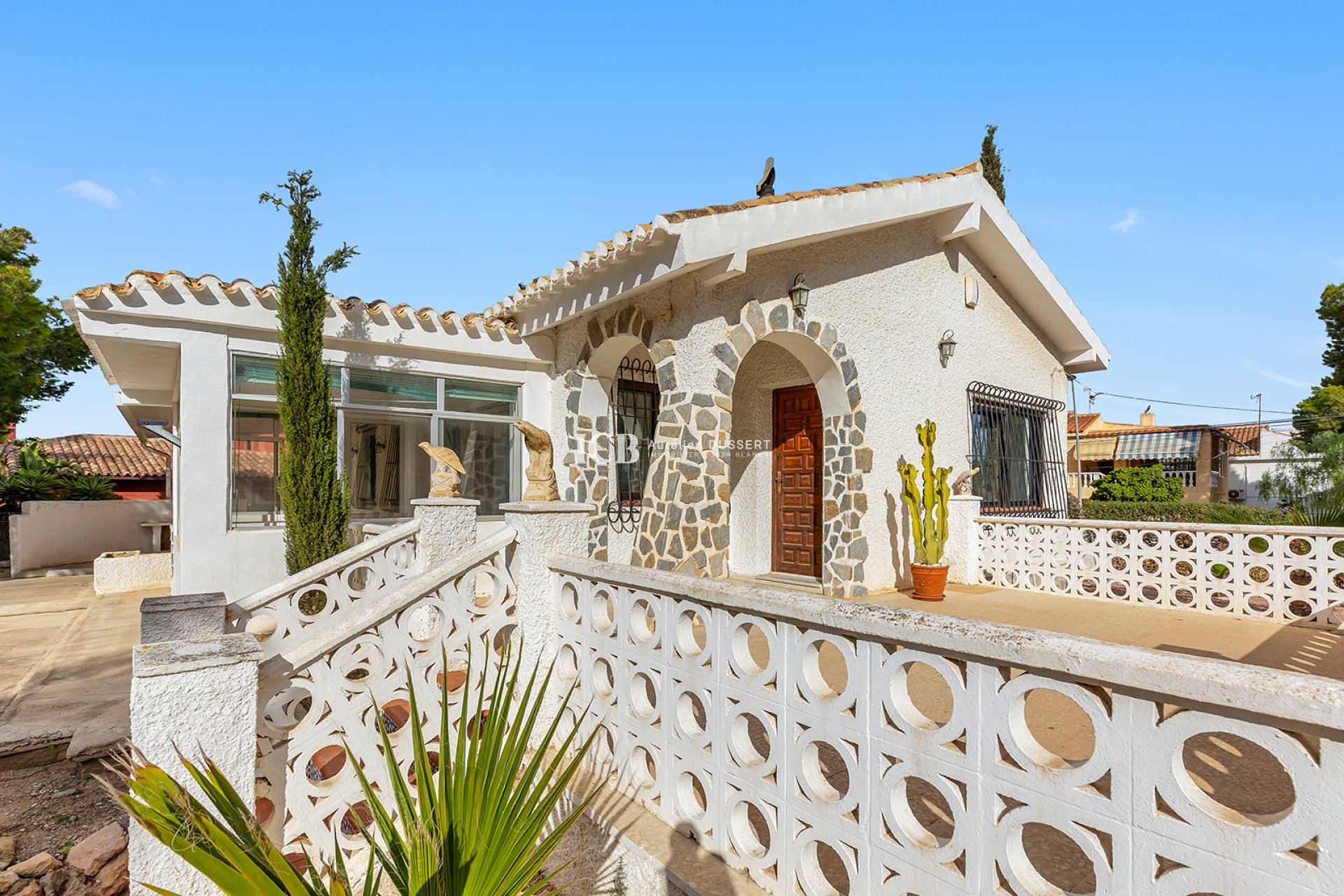 Resale - Villa -
Torrevieja - Los Balcones - Los Altos del Edén