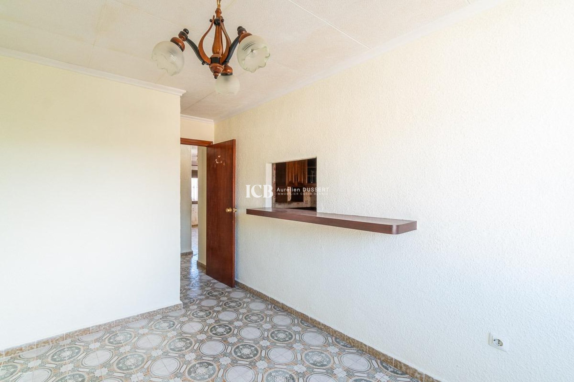 Resale - Villa -
Torrevieja - Punta prima