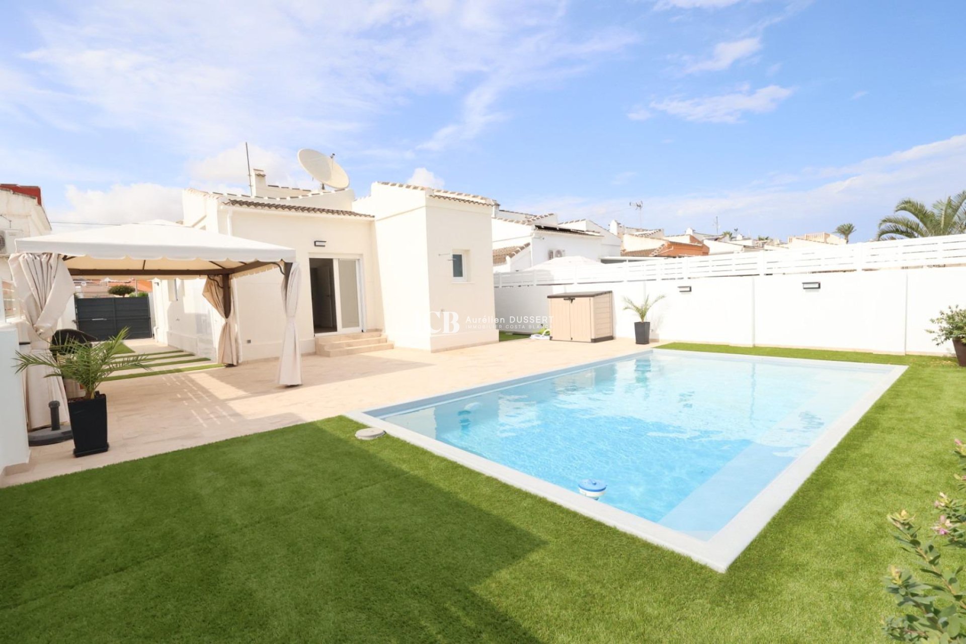 Resale - Villa -
Torrevieja - San luis