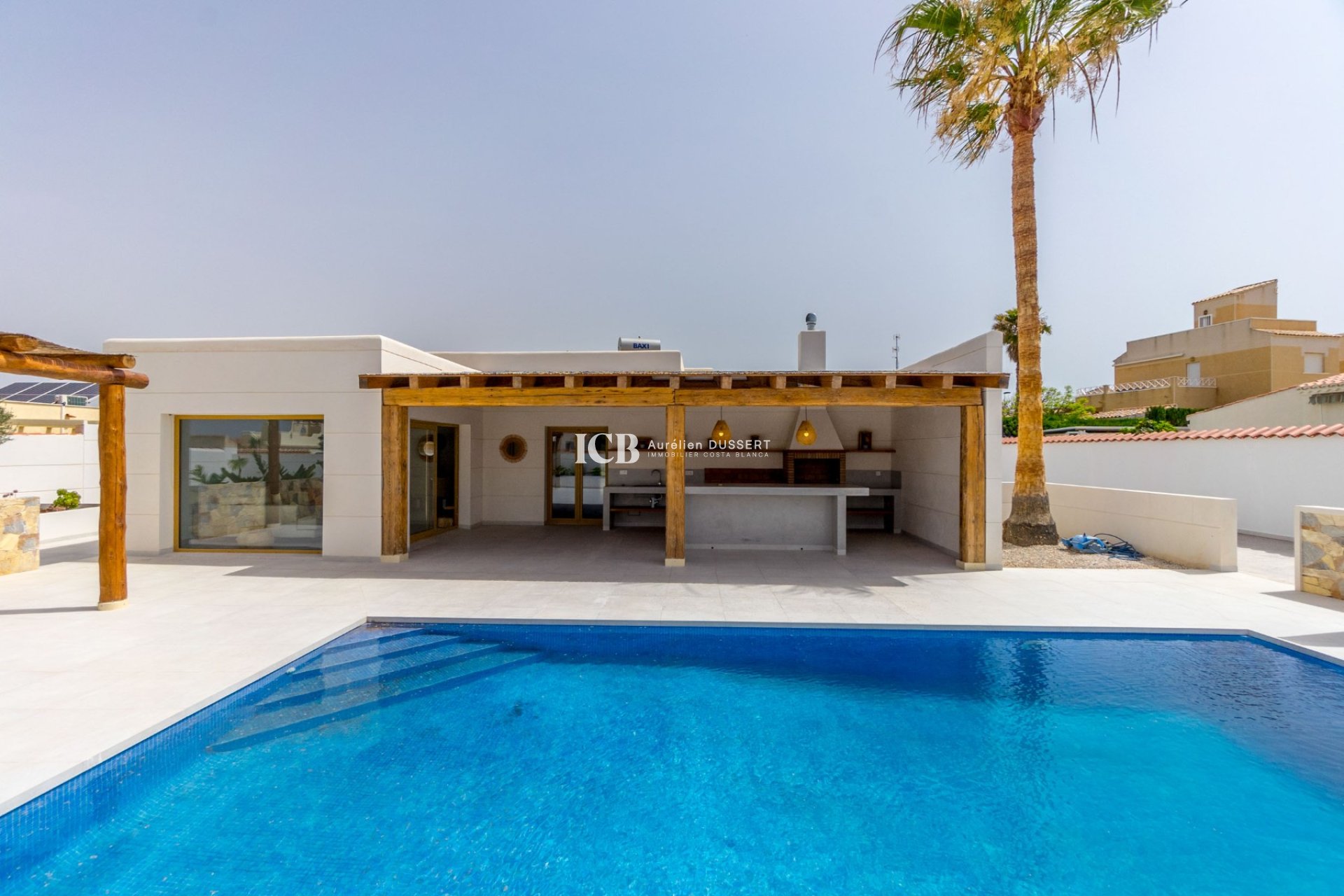 Resale - Villa -
Torrevieja - Torreta Florida