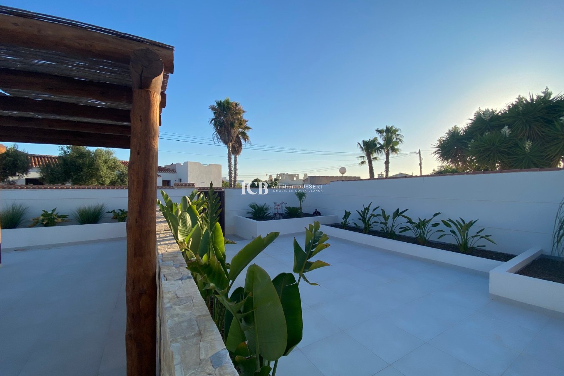 Resale - Villa -
Torrevieja - Torreta Florida