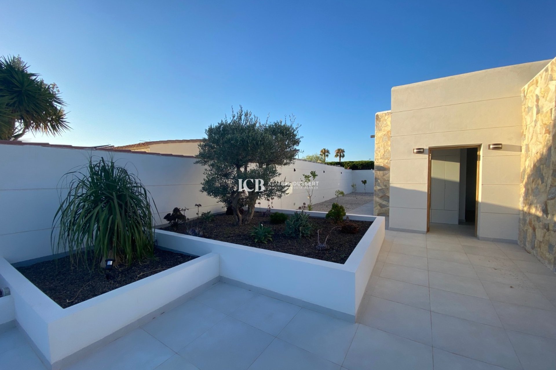 Resale - Villa -
Torrevieja - Torreta Florida