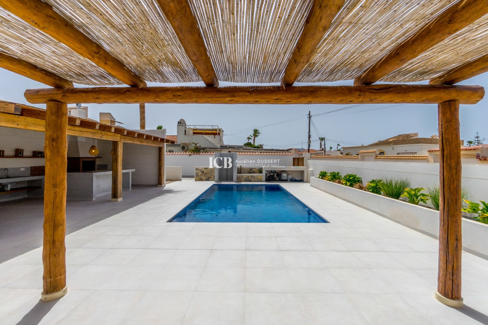 Resale - Villa -
Torrevieja - Torreta Florida