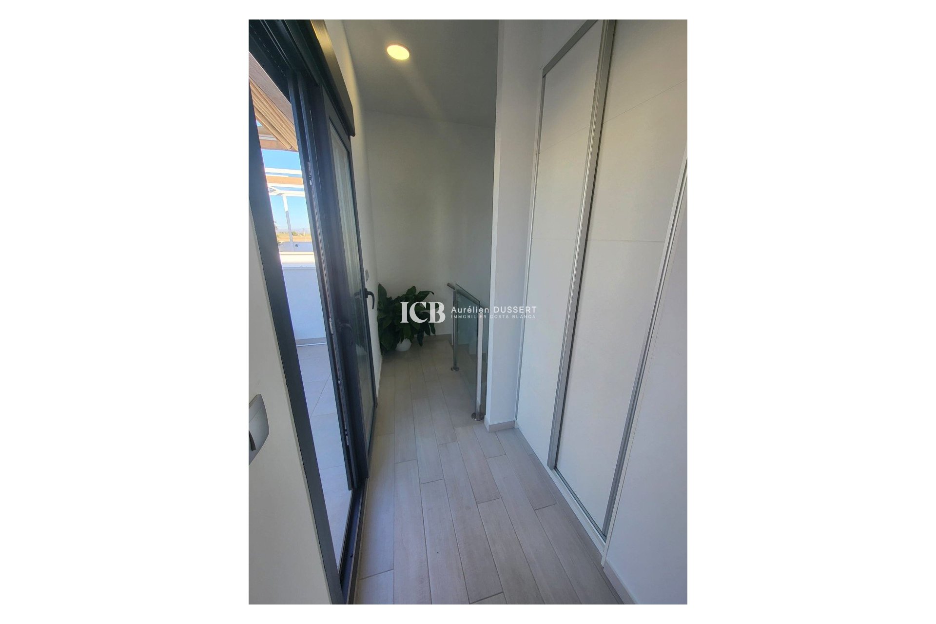 Reventa - Adosado -
Daya Vieja