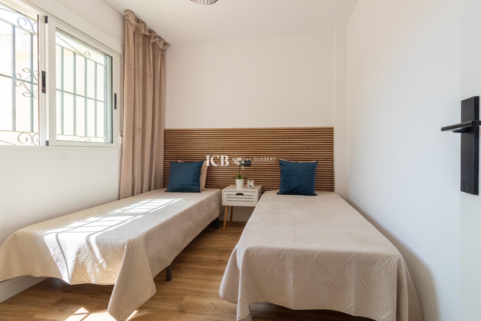 Reventa - Adosado -
Los Altos - Torrevieja