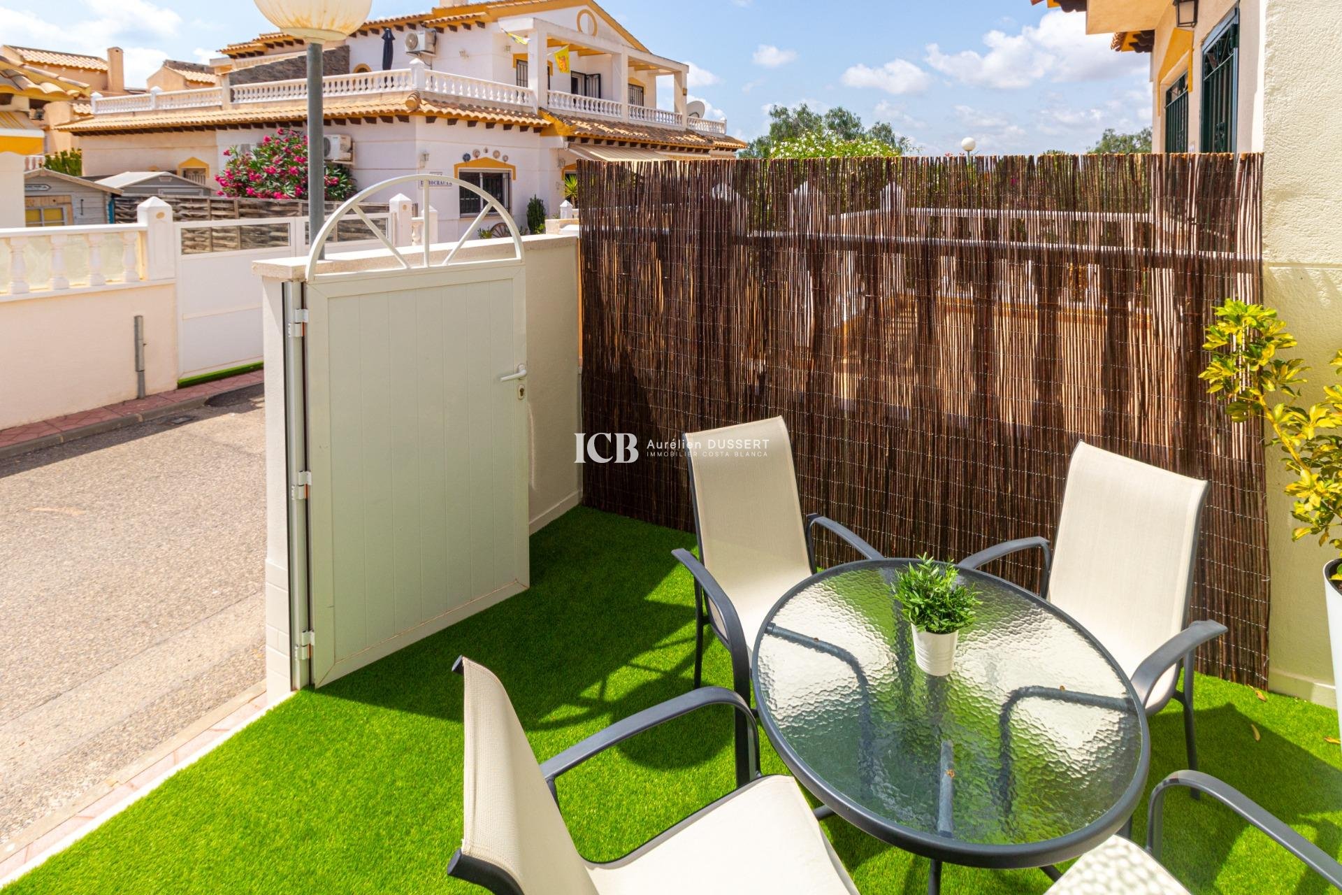 Reventa - Adosado -
Los Altos - Torrevieja