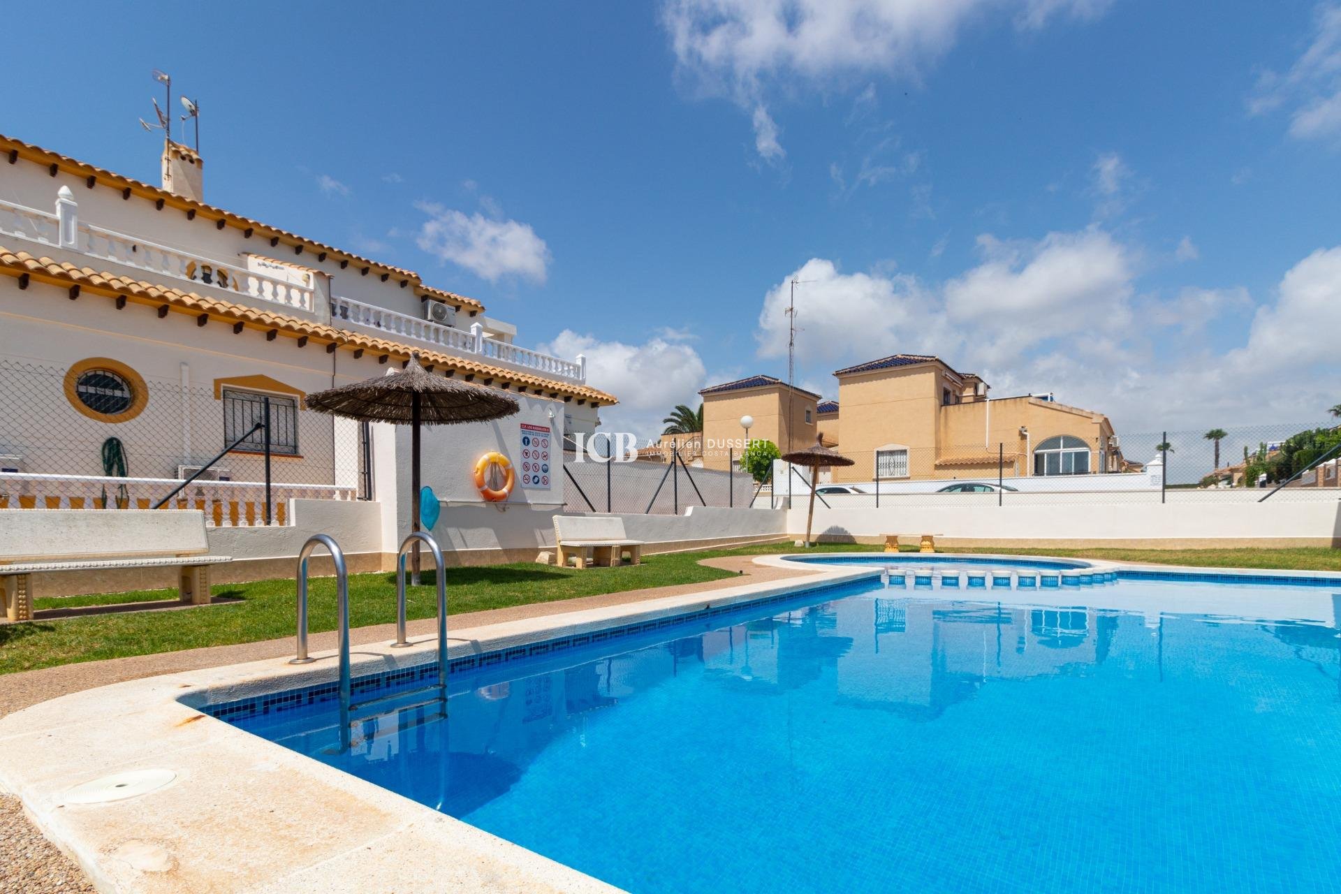 Reventa - Adosado -
Los Altos - Torrevieja