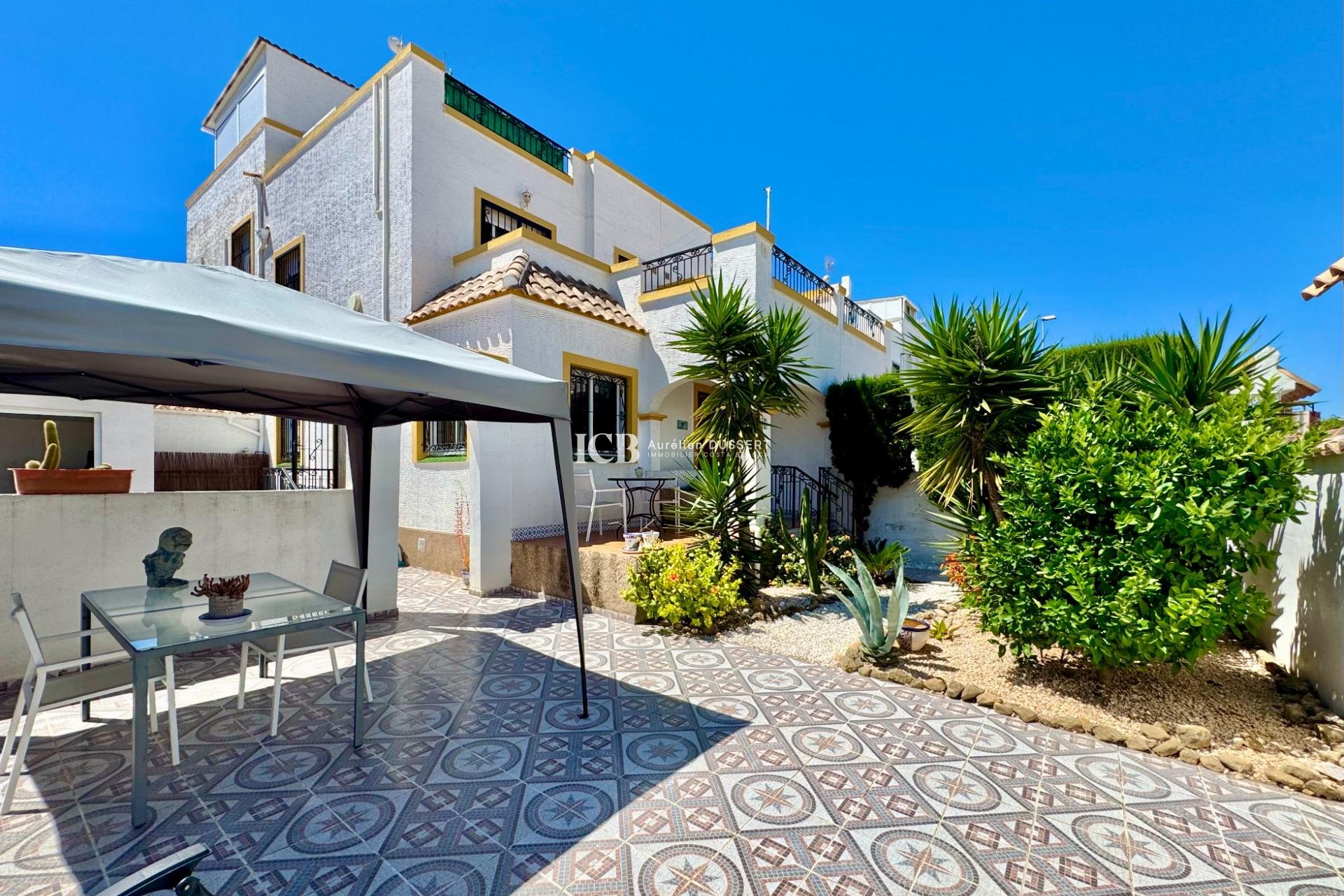 Reventa - Adosado -
Los Altos - Torrevieja