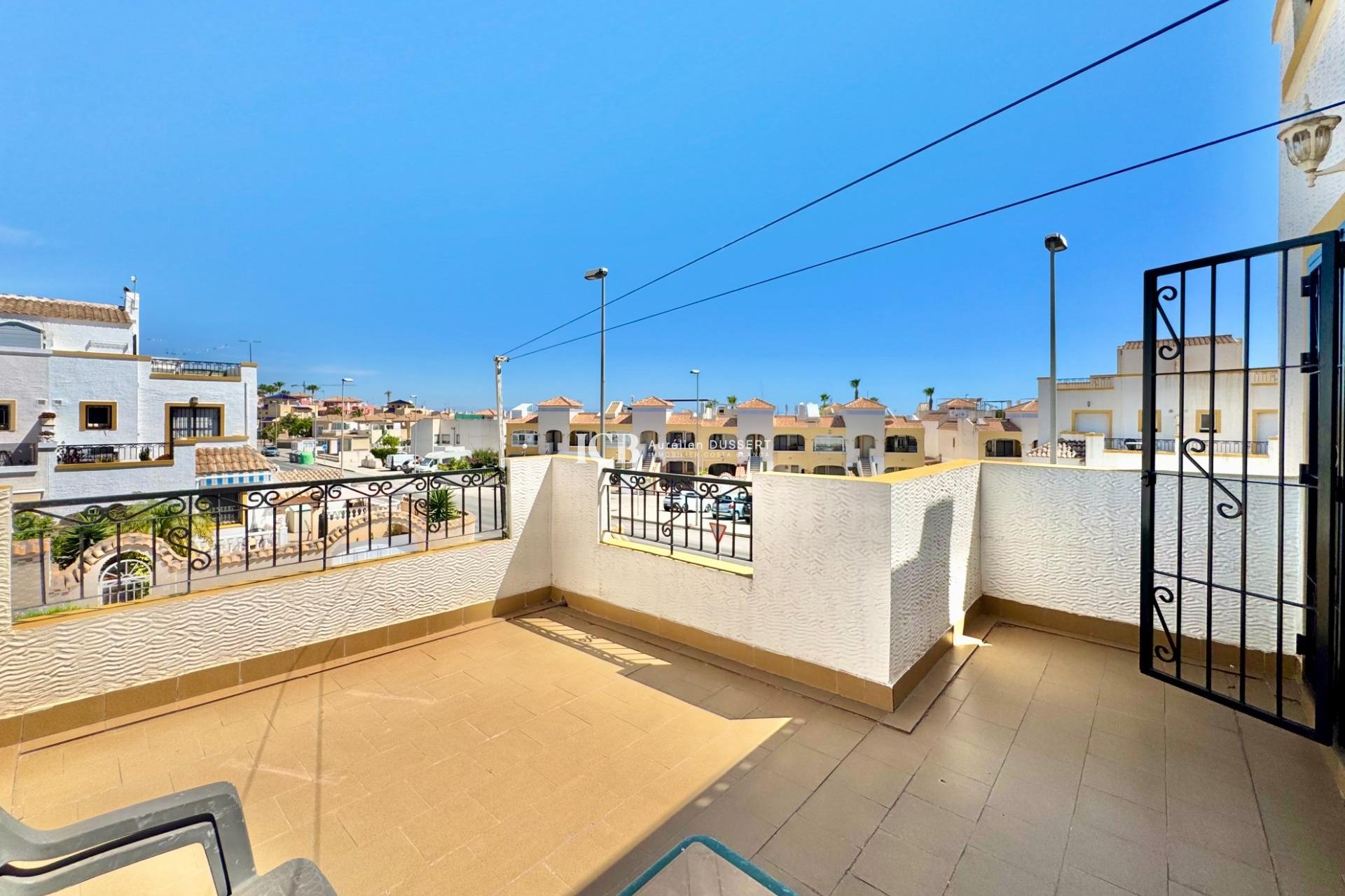 Reventa - Adosado -
Los Altos - Torrevieja