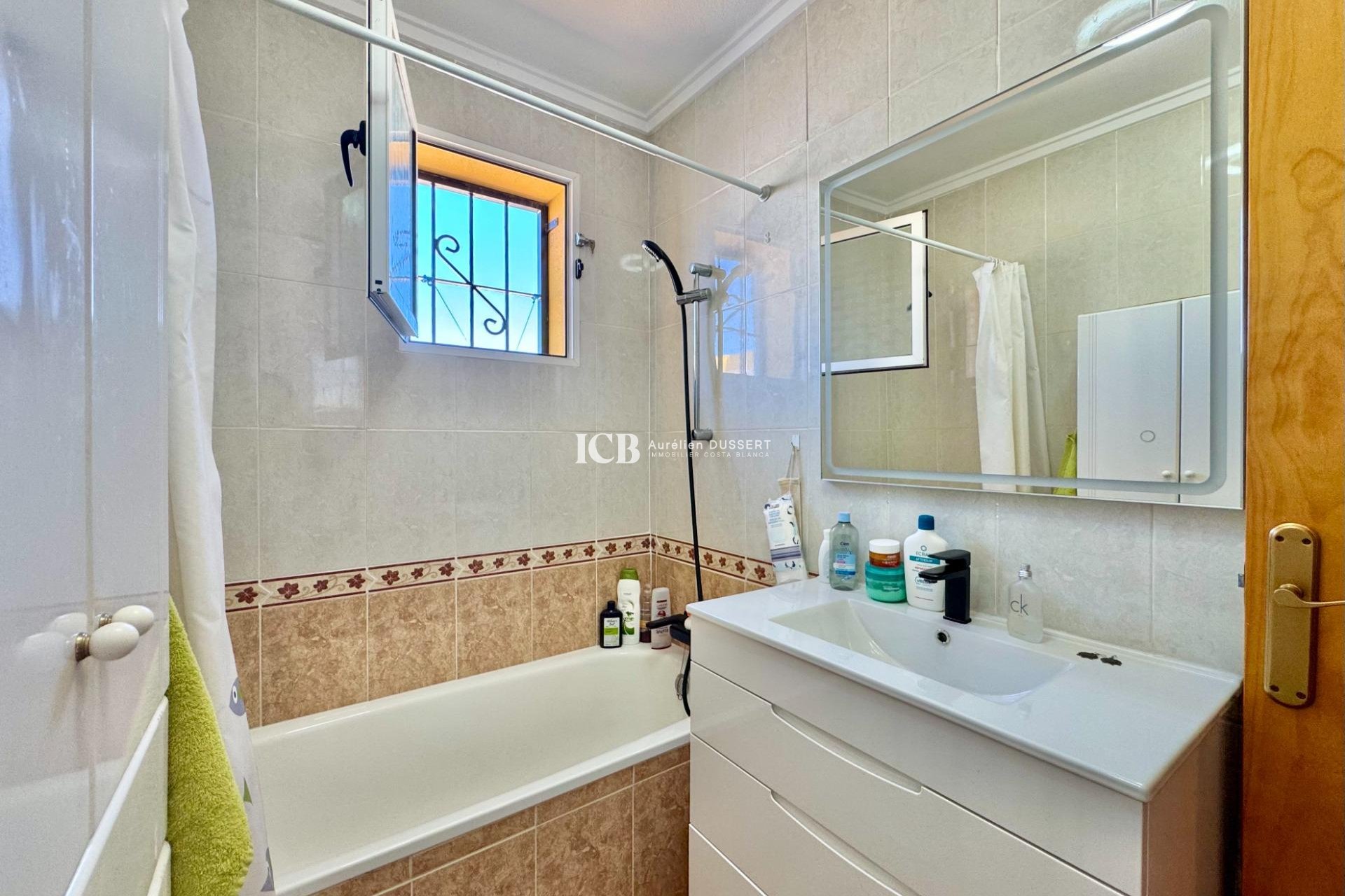 Reventa - Adosado -
Los Altos - Torrevieja