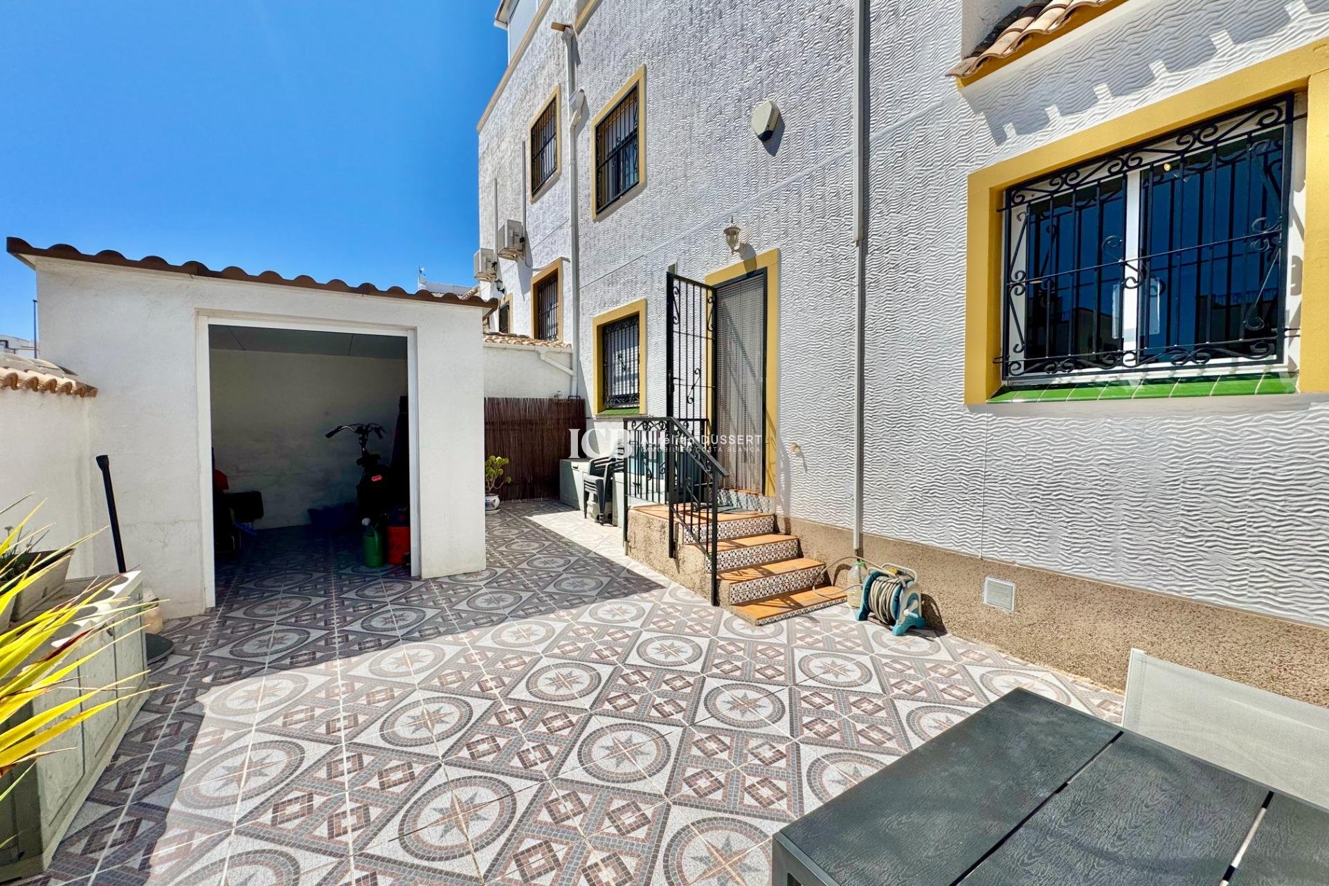Reventa - Adosado -
Los Altos - Torrevieja