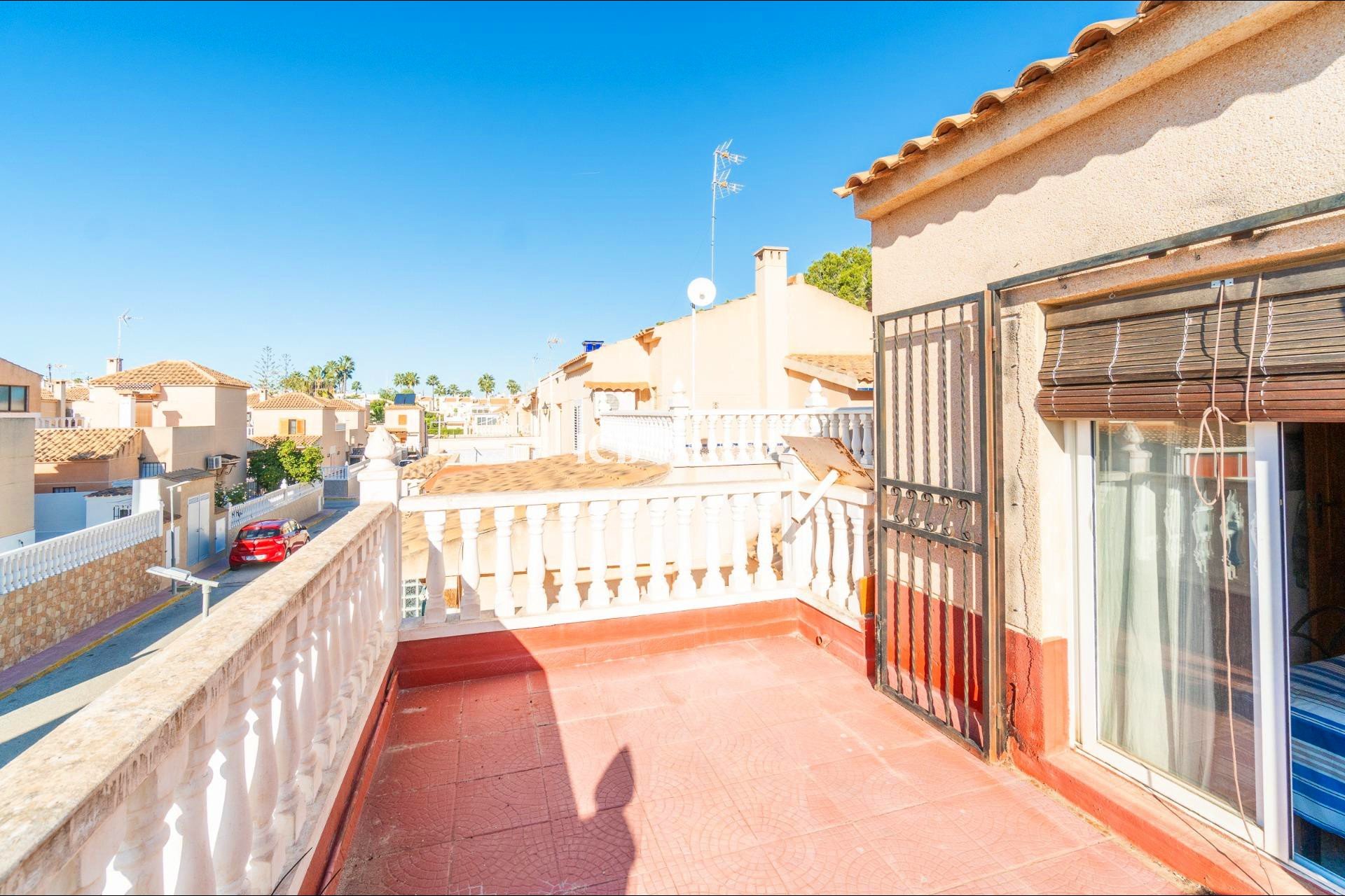 Reventa - Adosado -
Los Balcones - Torrevieja