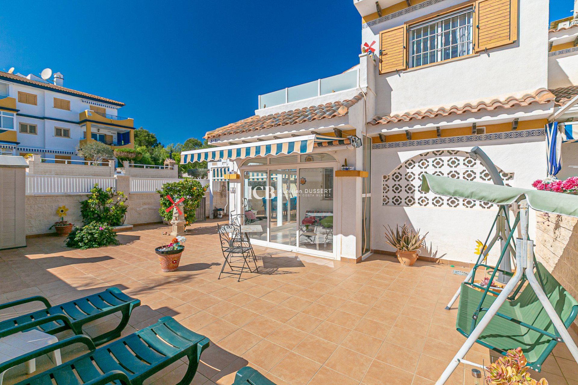 Reventa - Adosado -
Mil Palmeras