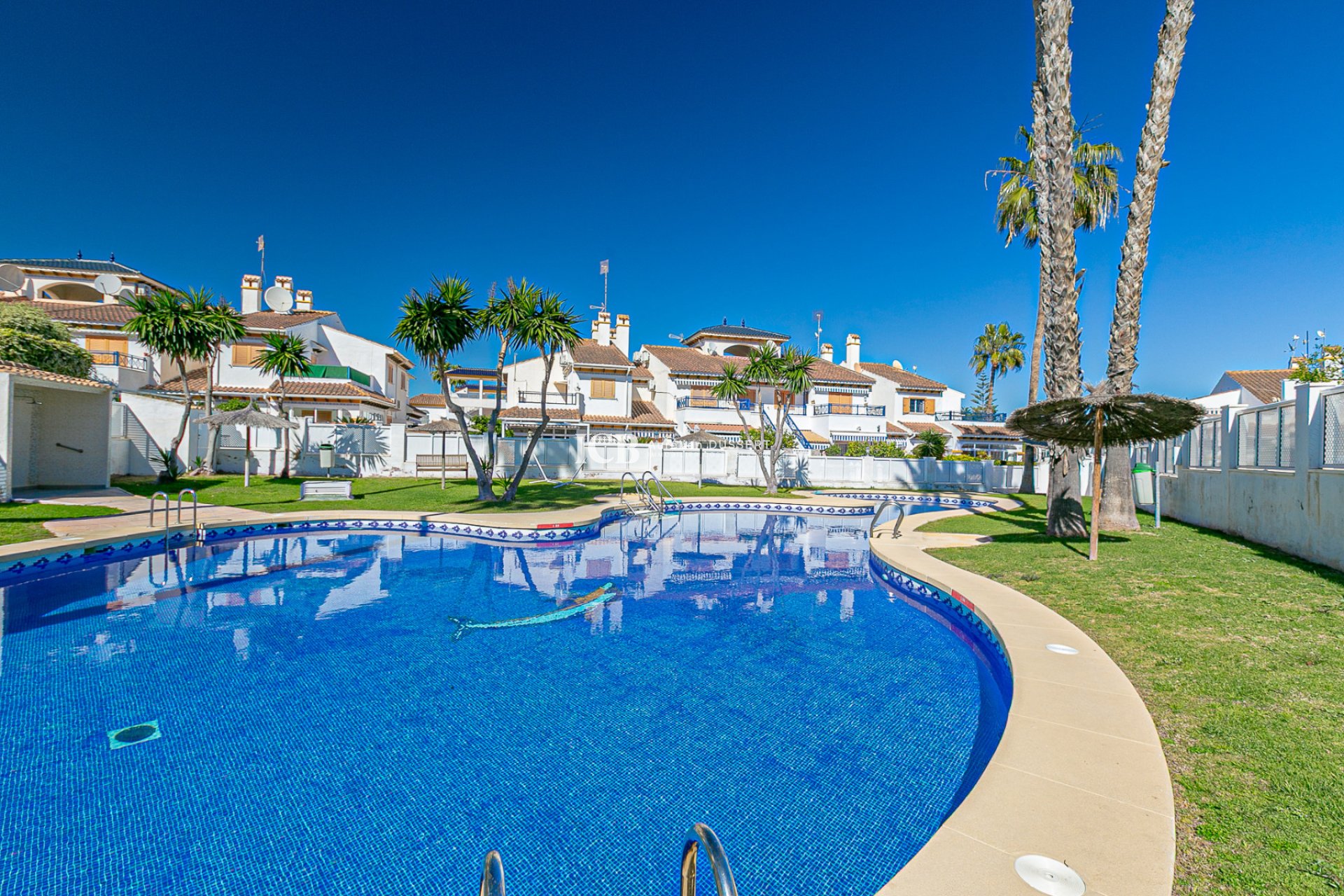 Reventa - Adosado -
Mil Palmeras