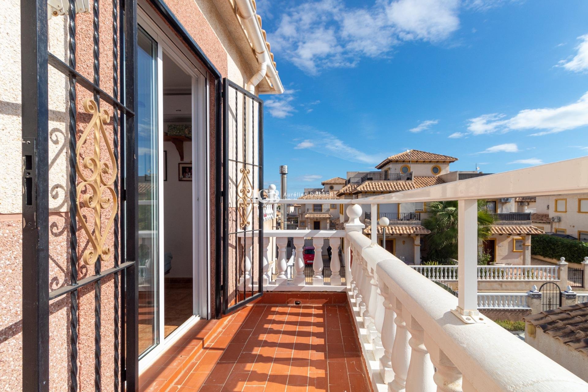 Reventa - Adosado -
Orihuela Costa - Cabo Roig