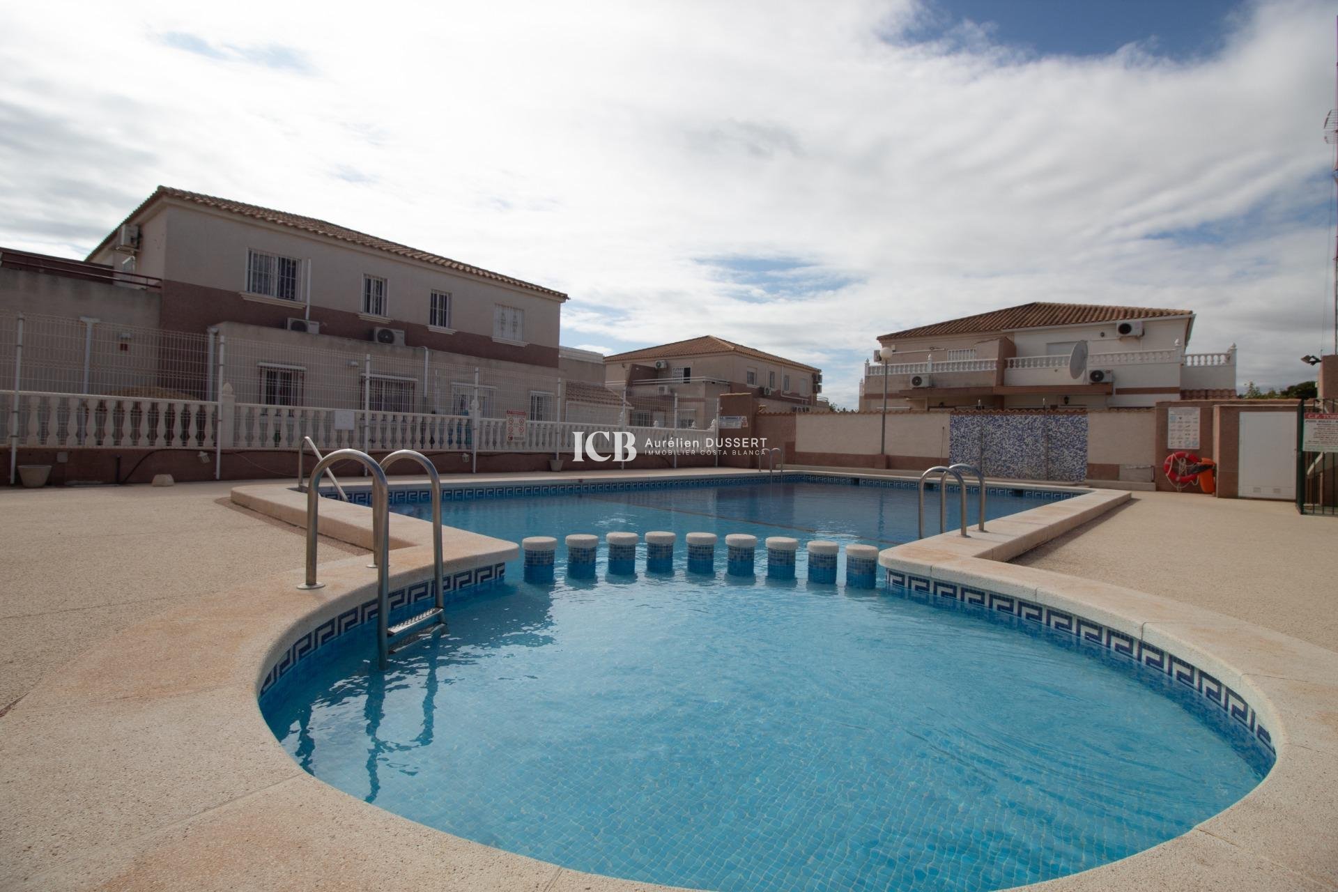 Reventa - Adosado -
Orihuela Costa - Cabo Roig