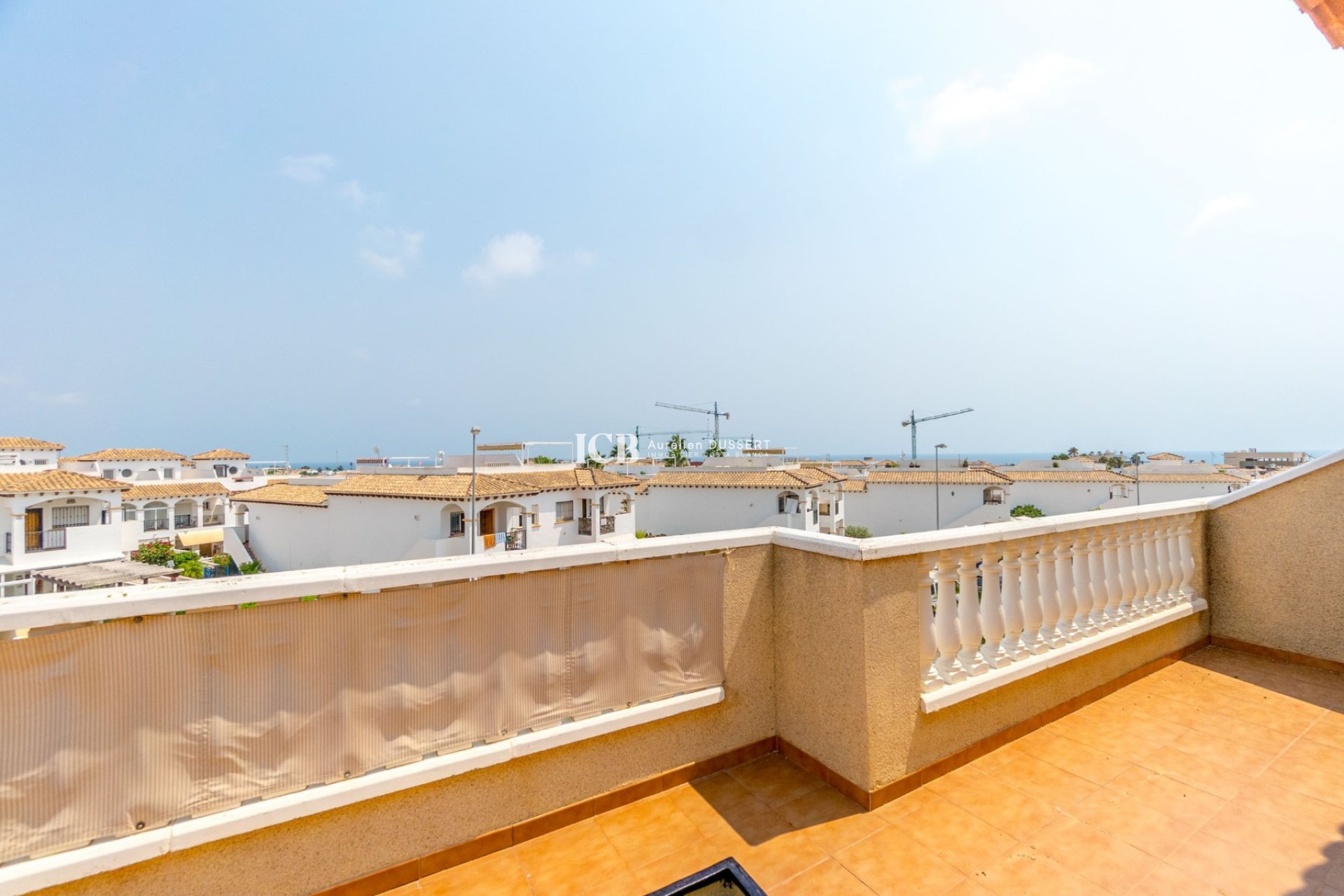 Reventa - Adosado -
Orihuela Costa - La Ciñuelica