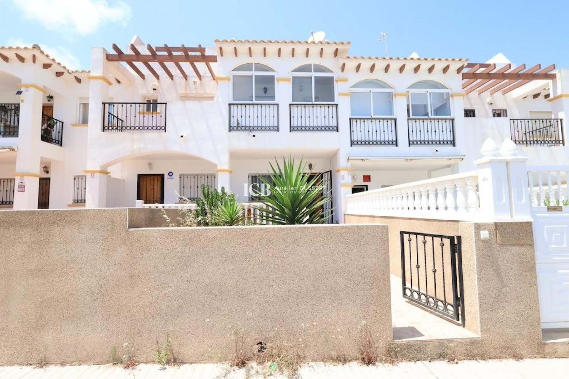 Reventa - Adosado -
Orihuela Costa - La Ciñuelica