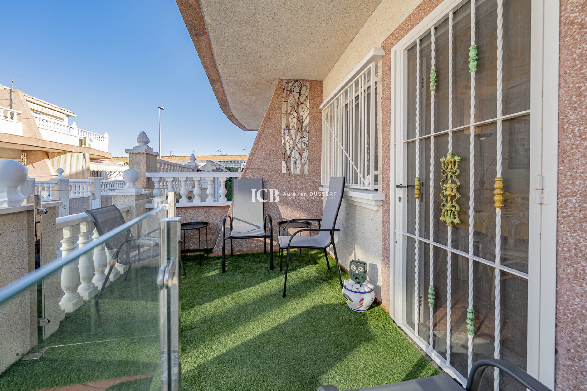 Reventa - Adosado -
Orihuela Costa - La Regia