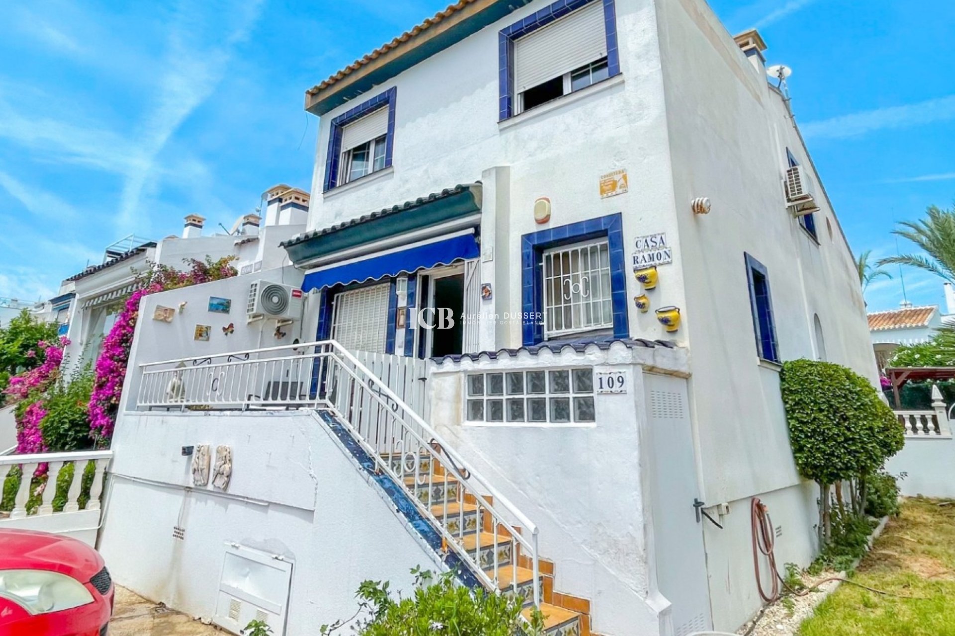 Reventa - Adosado -
Orihuela Costa - La Rioja